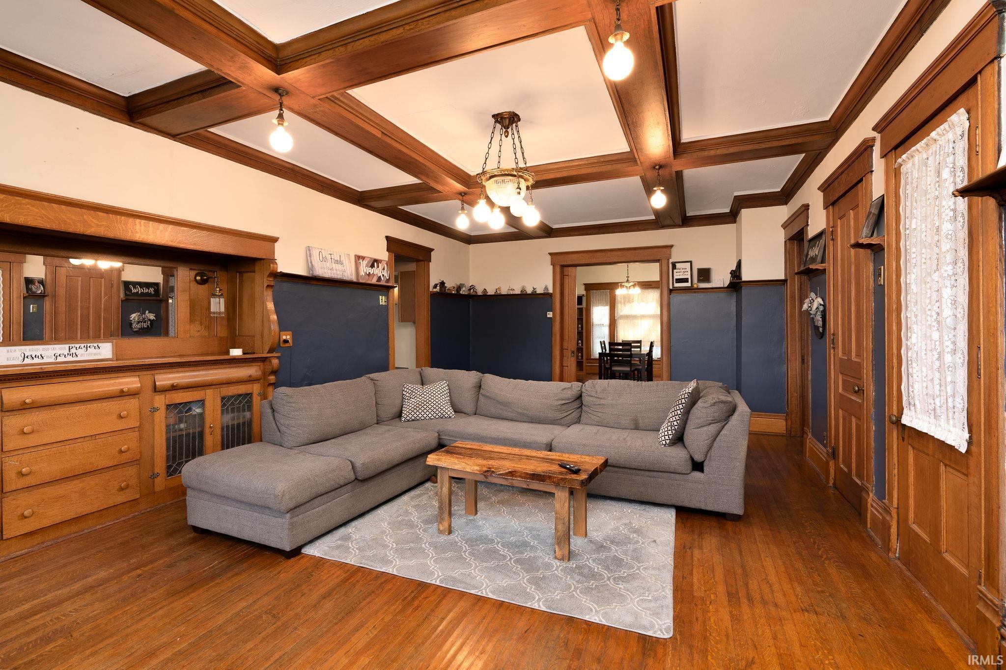 32 W Center Street