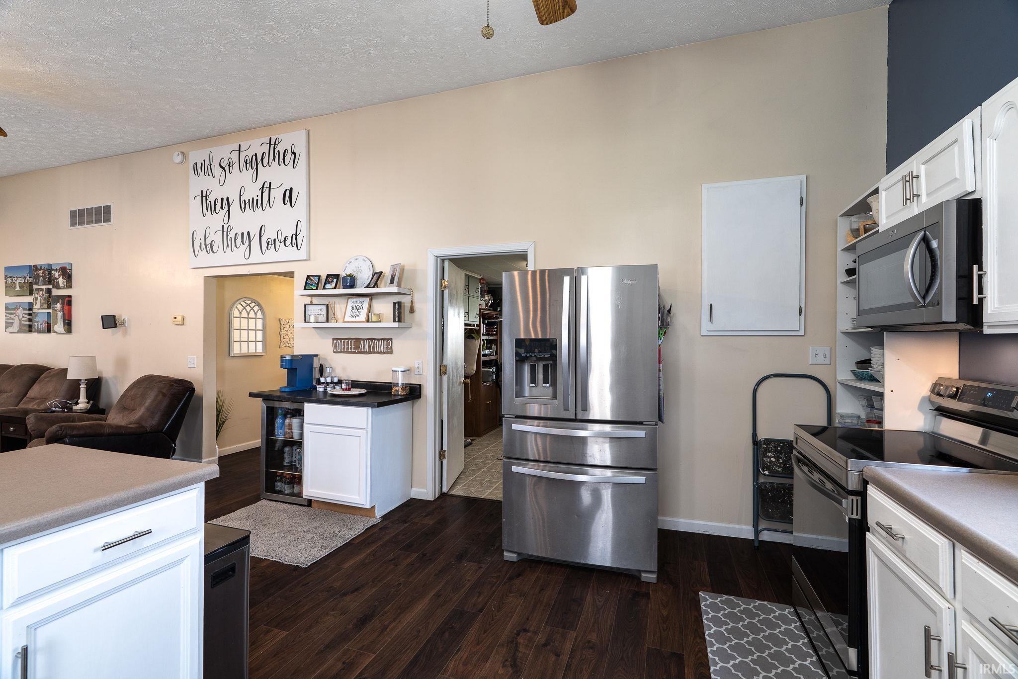 308 W 8th Street