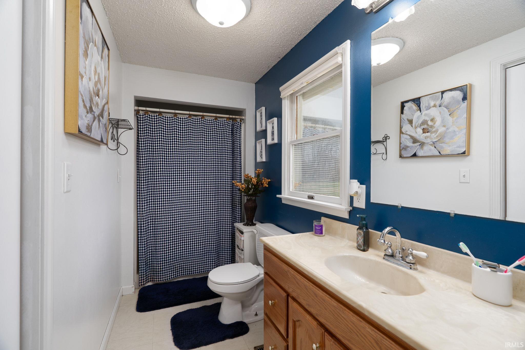 308 W 8th Street