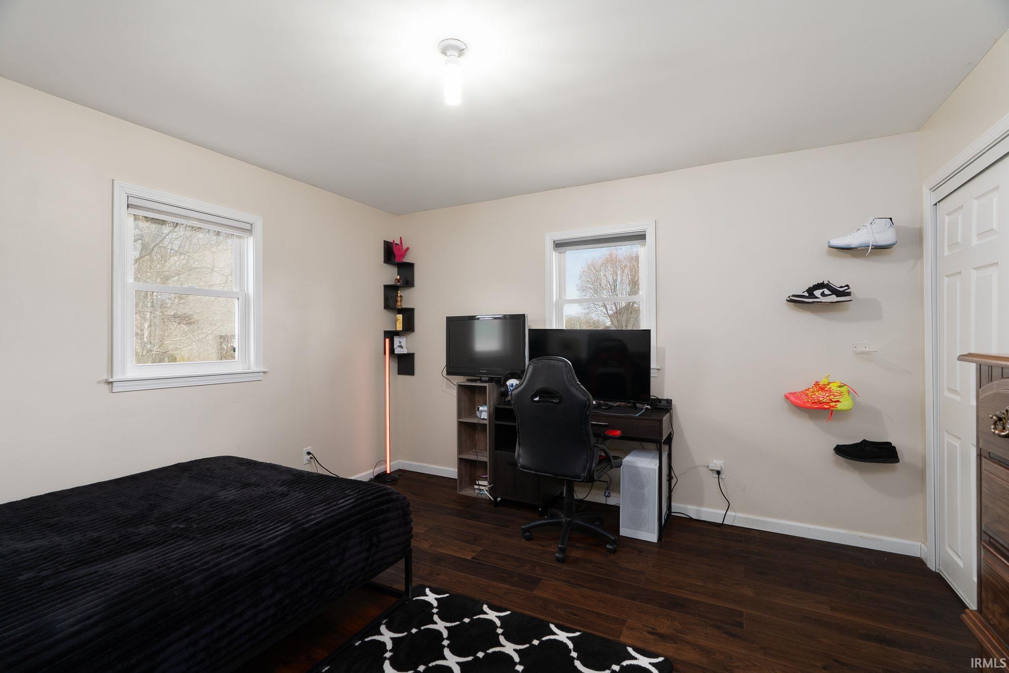 308 W 8th Street