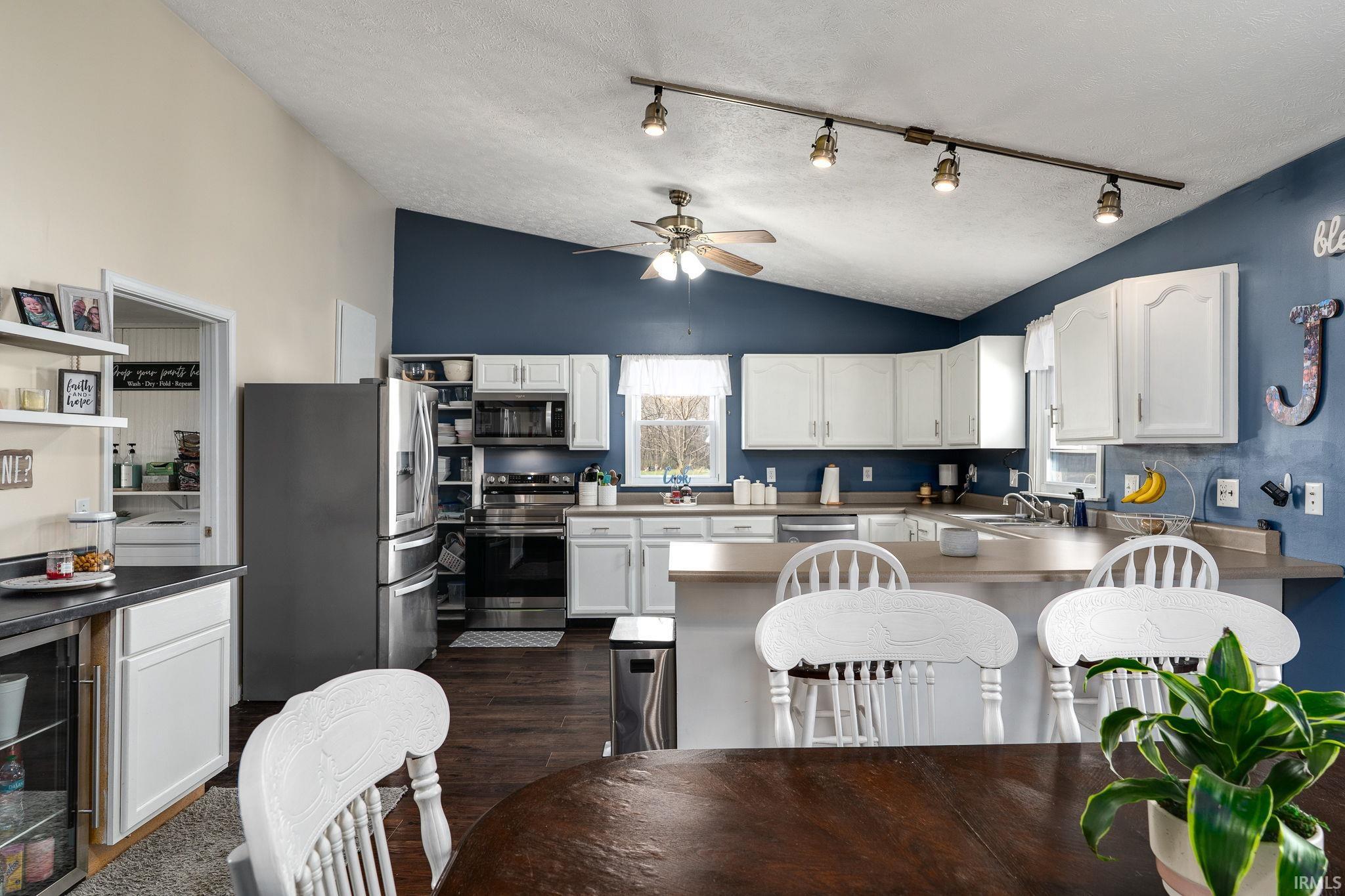 308 W 8th Street