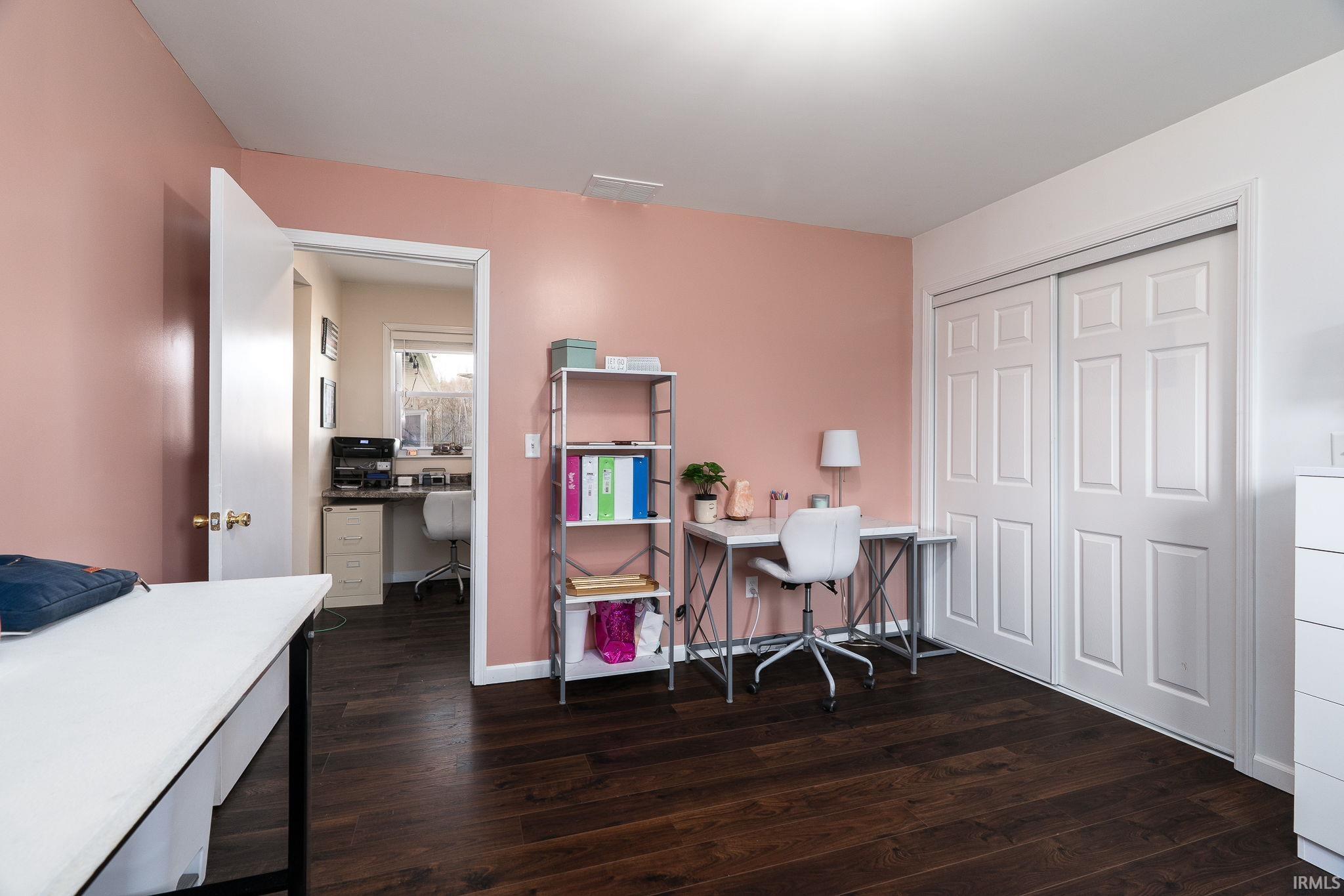 308 W 8th Street