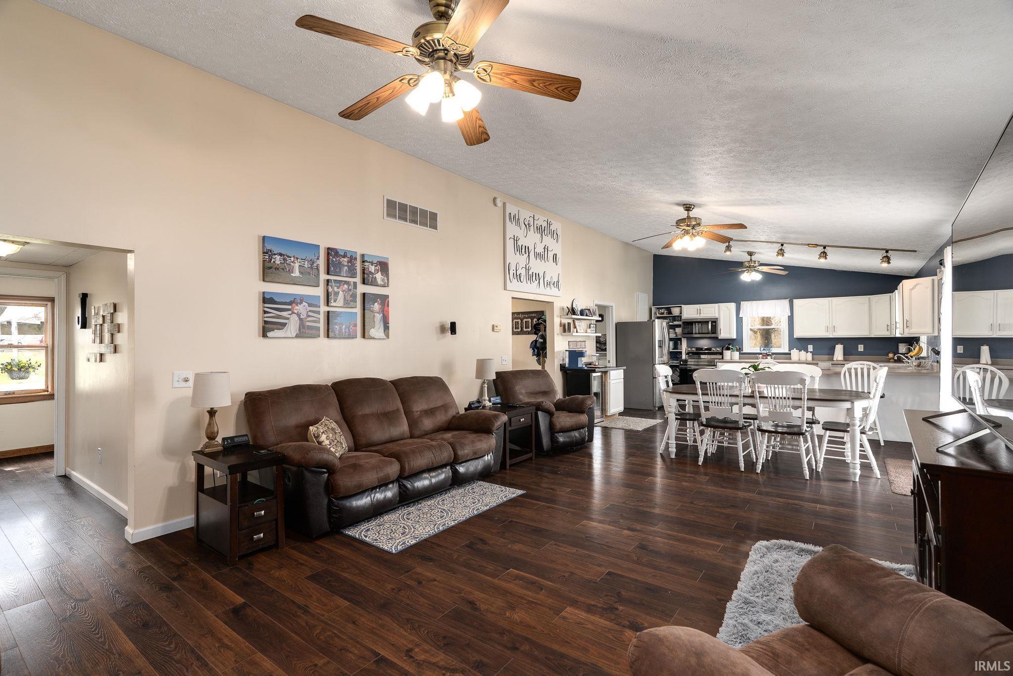 308 W 8th Street