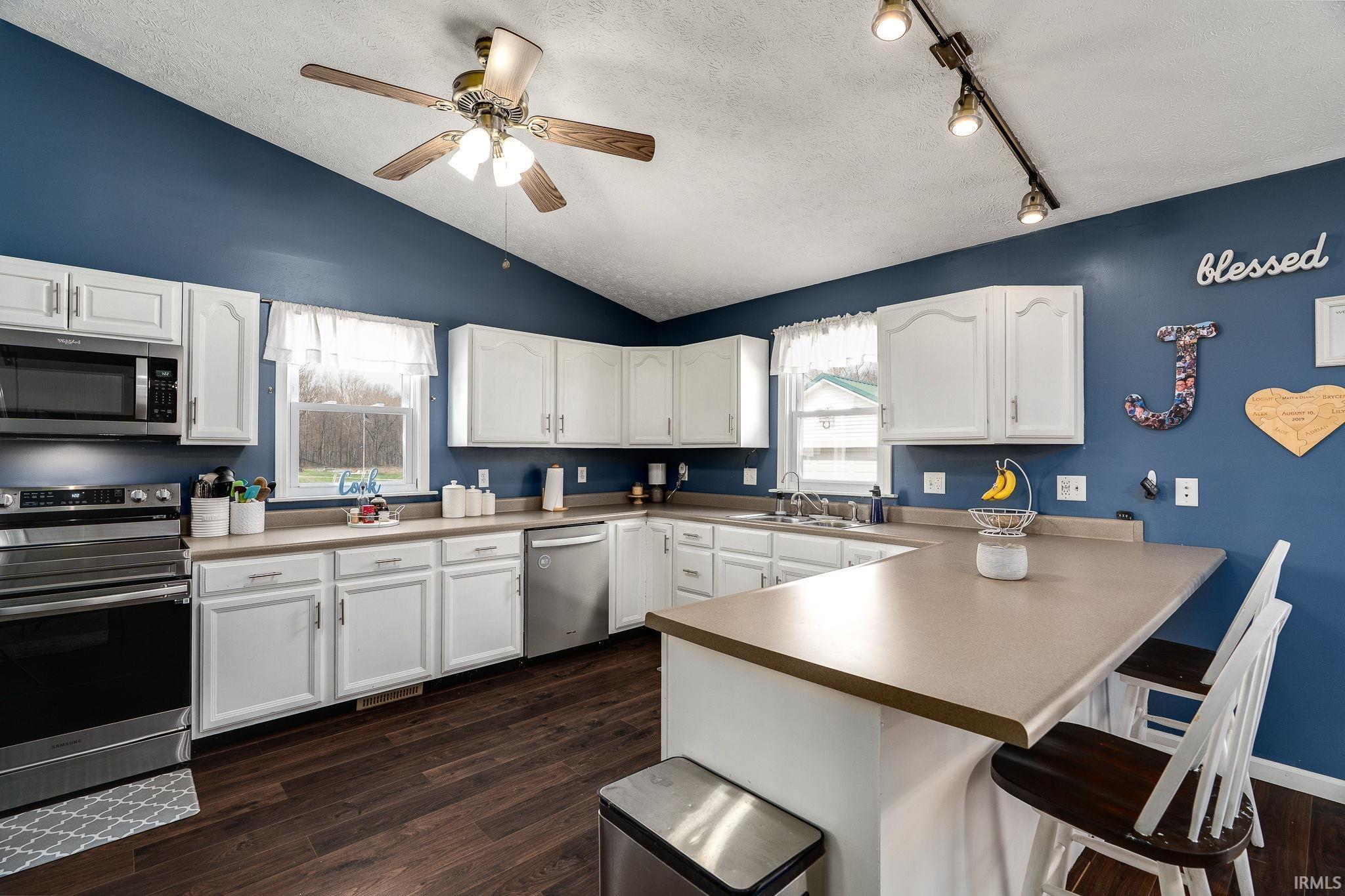 308 W 8th Street