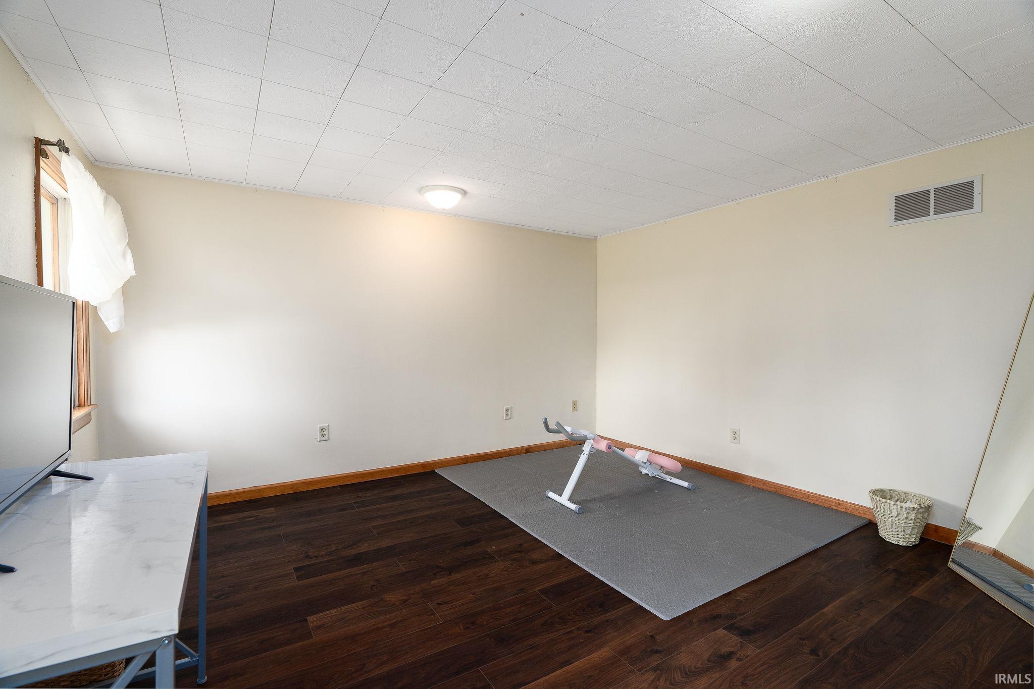 308 W 8th Street