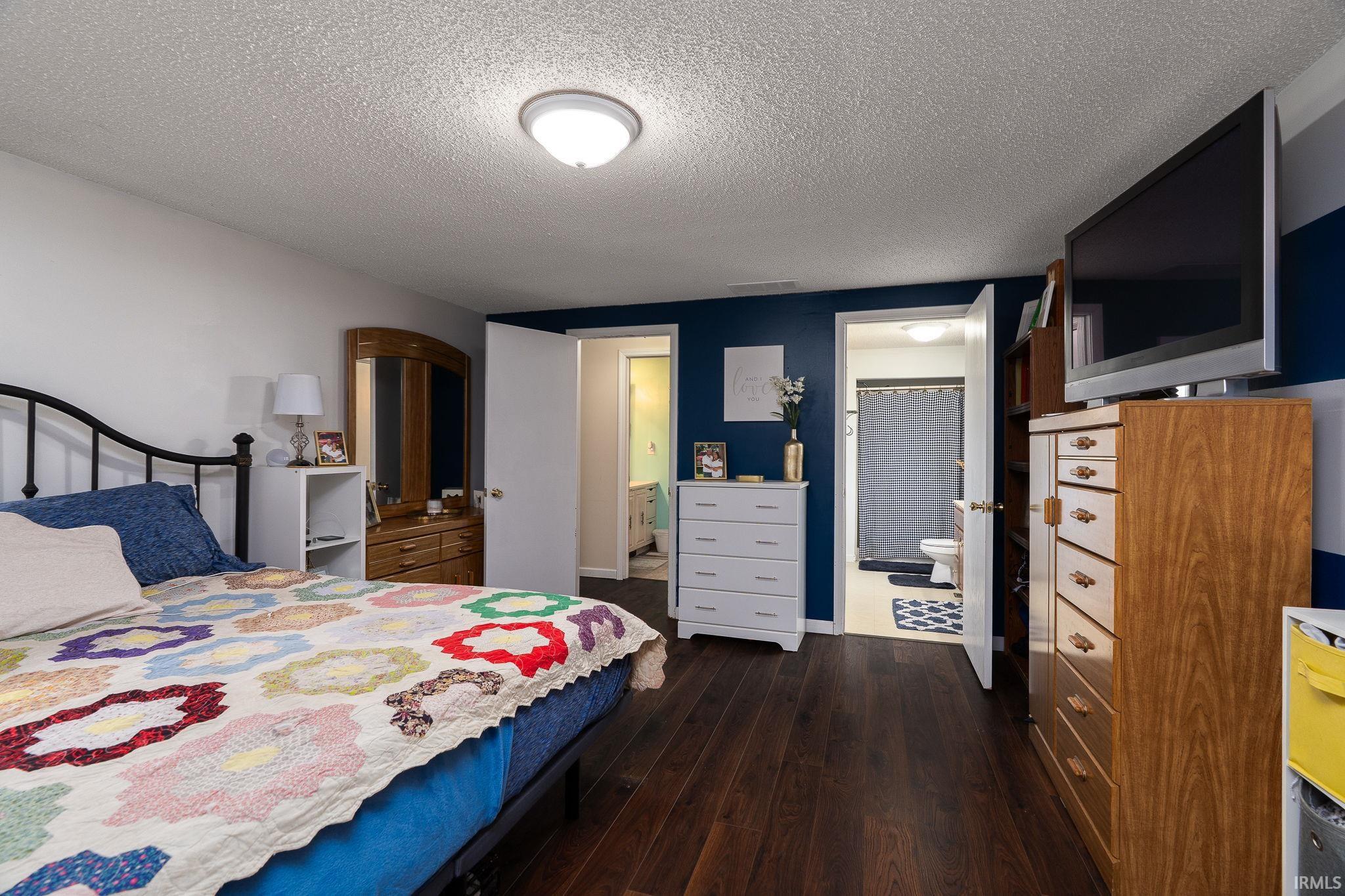 308 W 8th Street