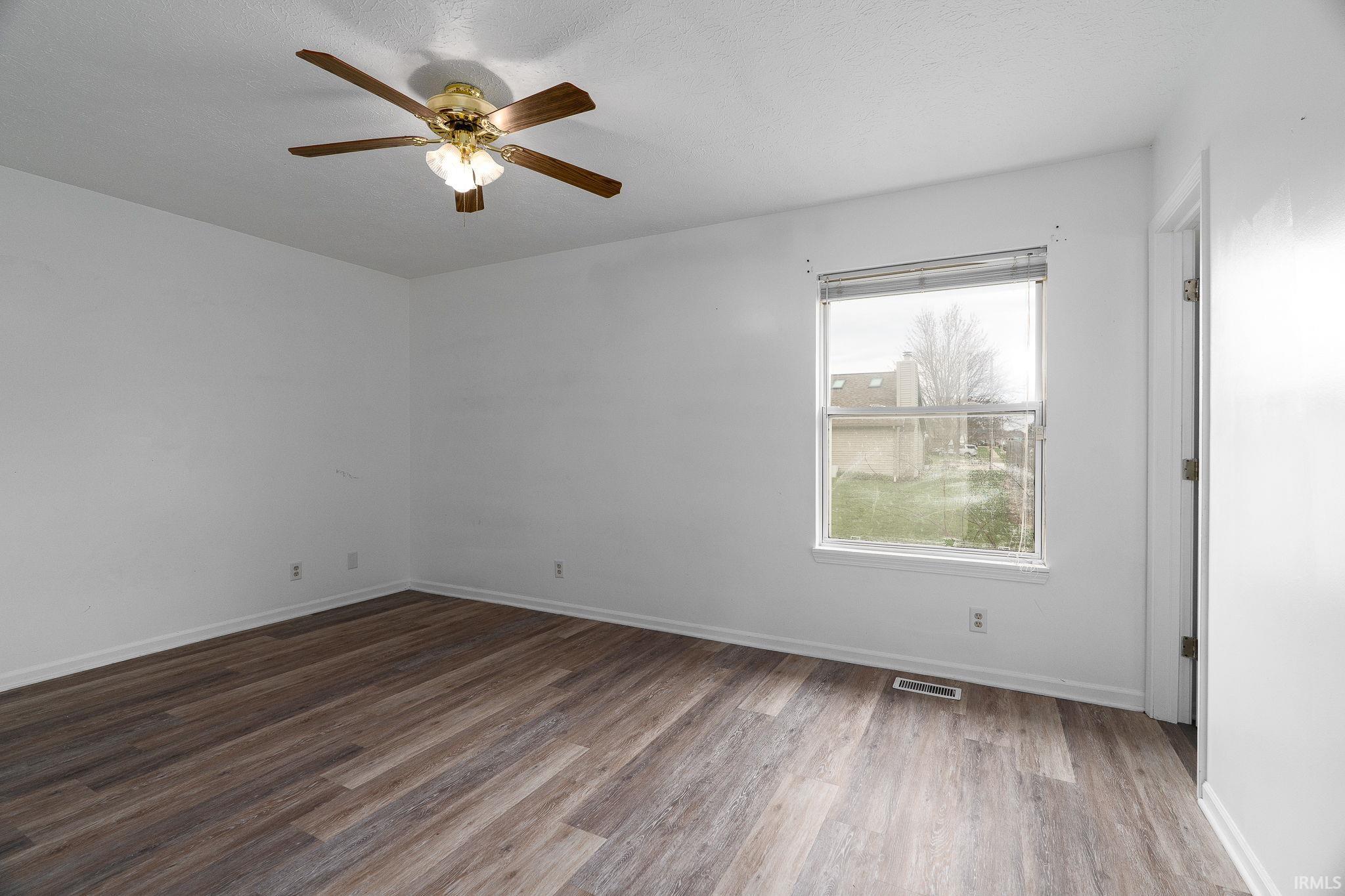 854 Sussex Court
