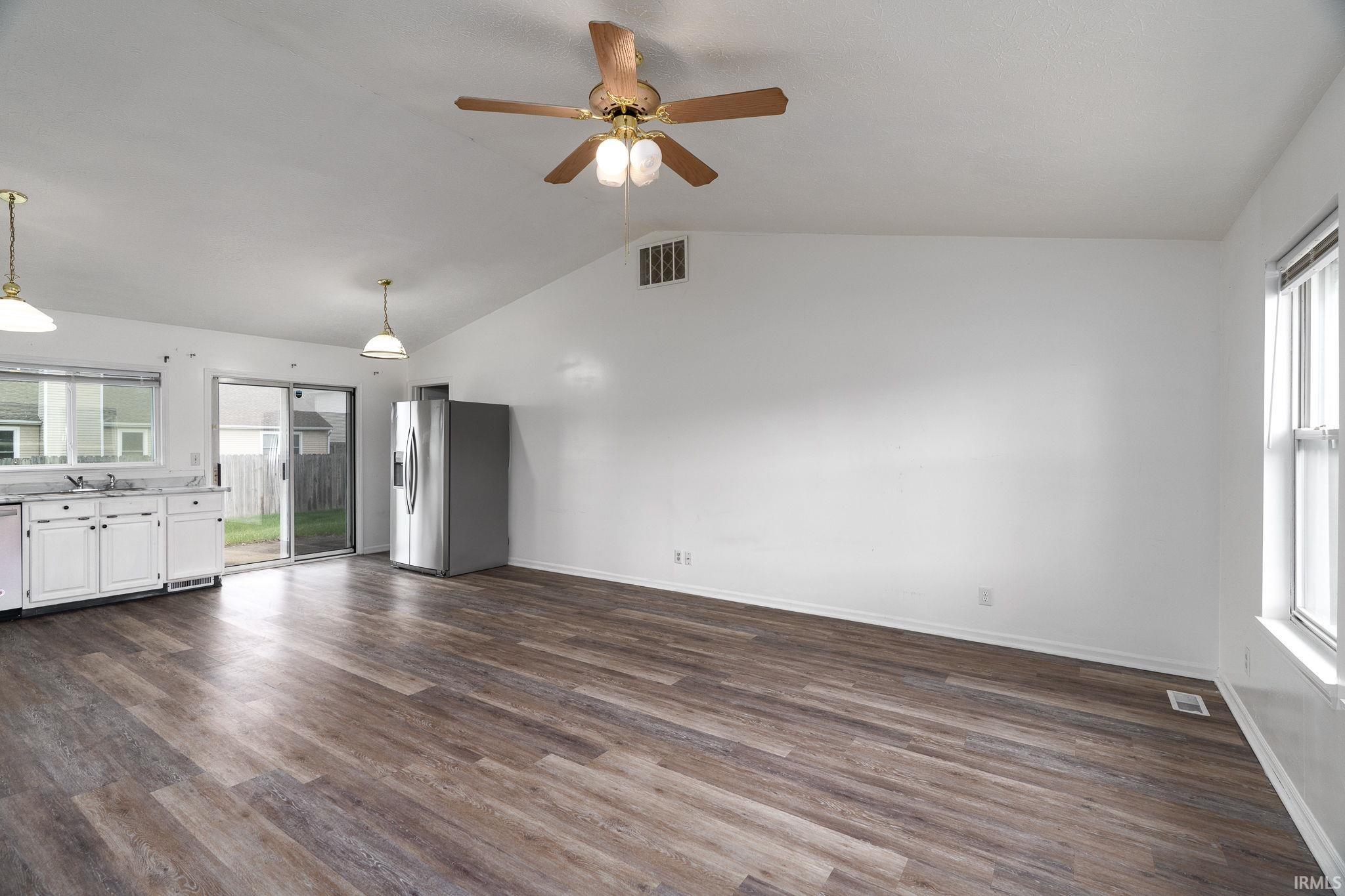 854 Sussex Court