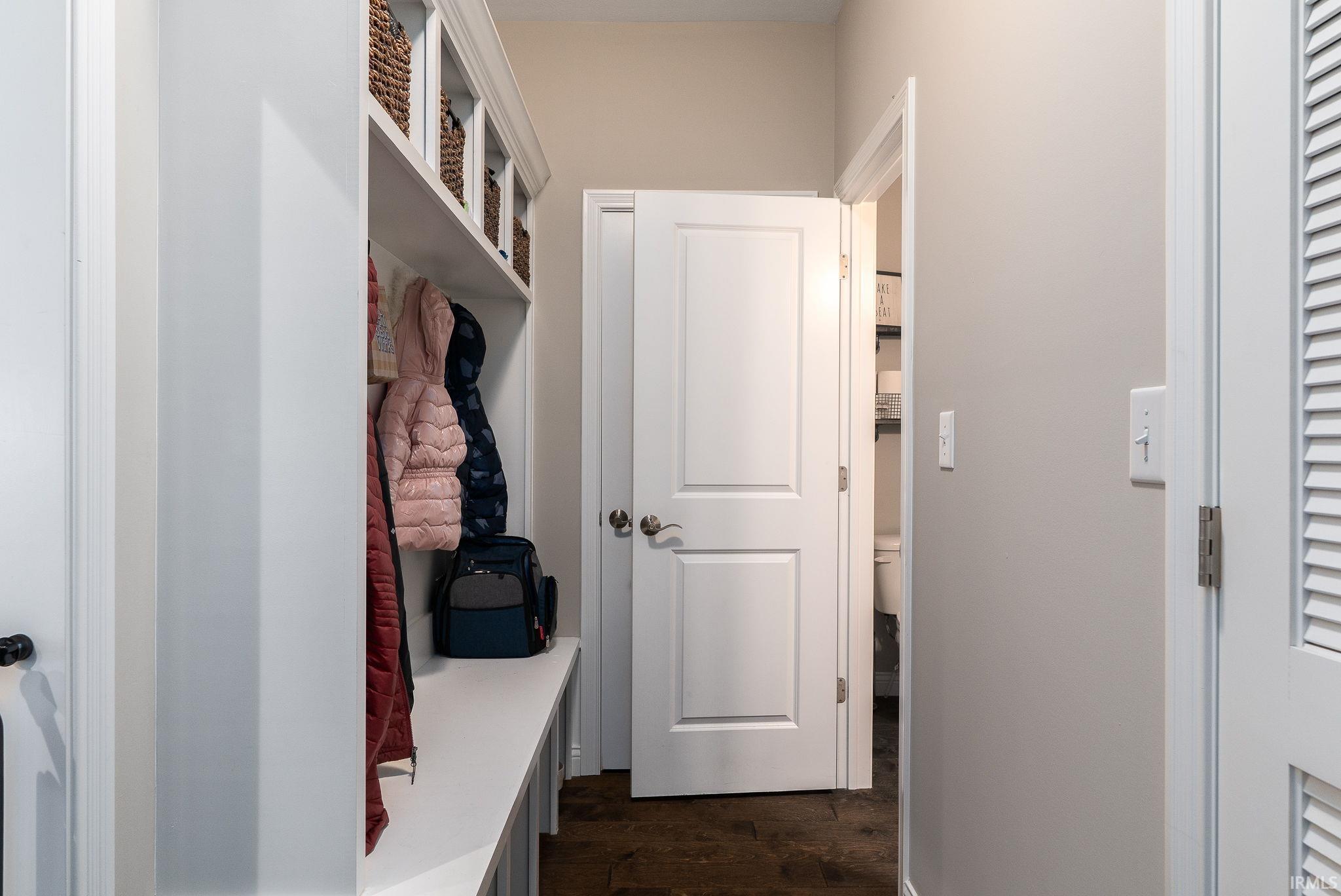 4542 Lamplighter Trail