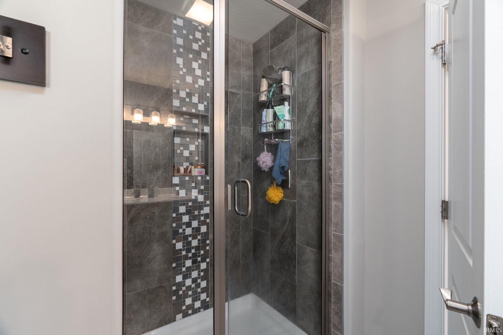 4542 Lamplighter Trail