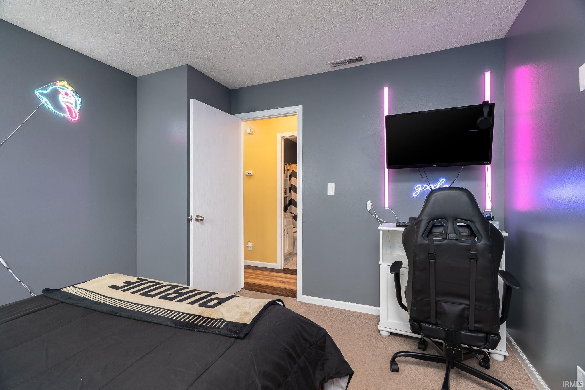 1532 Shining Armor Lane