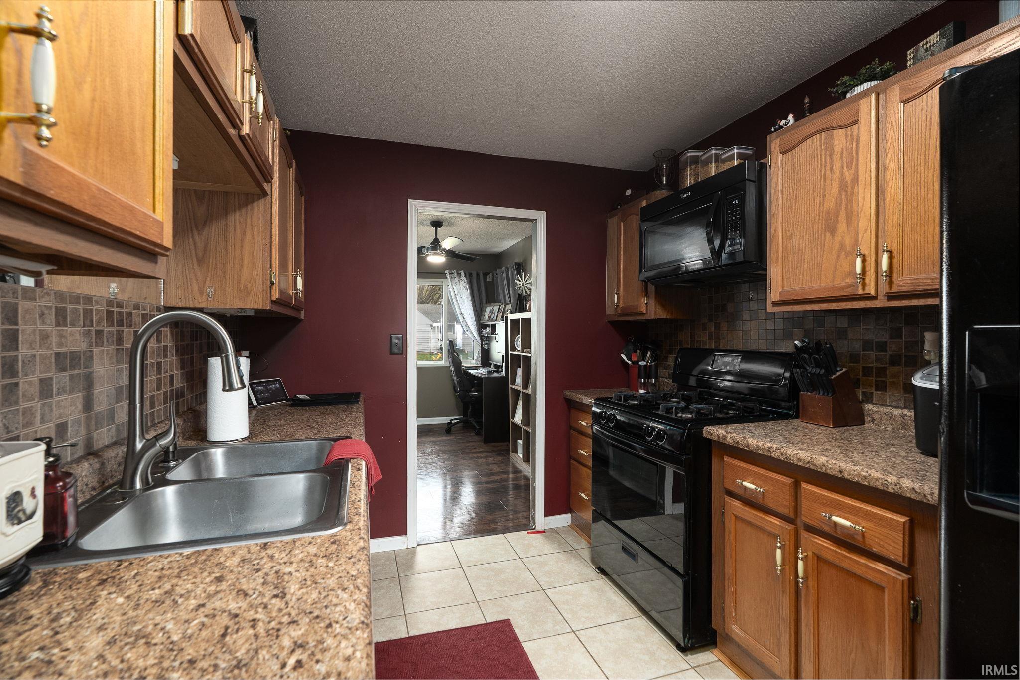 2408 Crestview Court