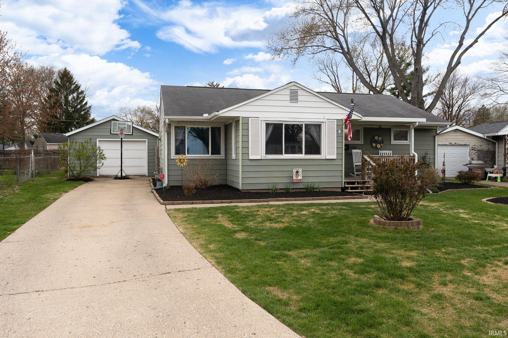 2408 Crestview Court