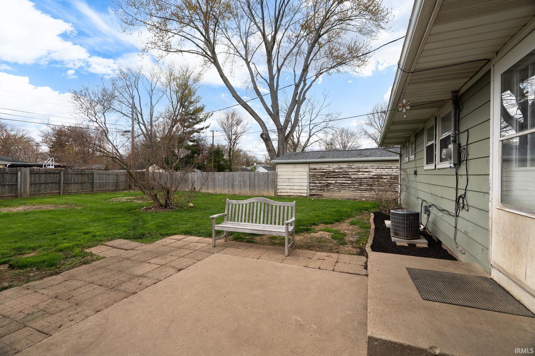 2408 Crestview Court