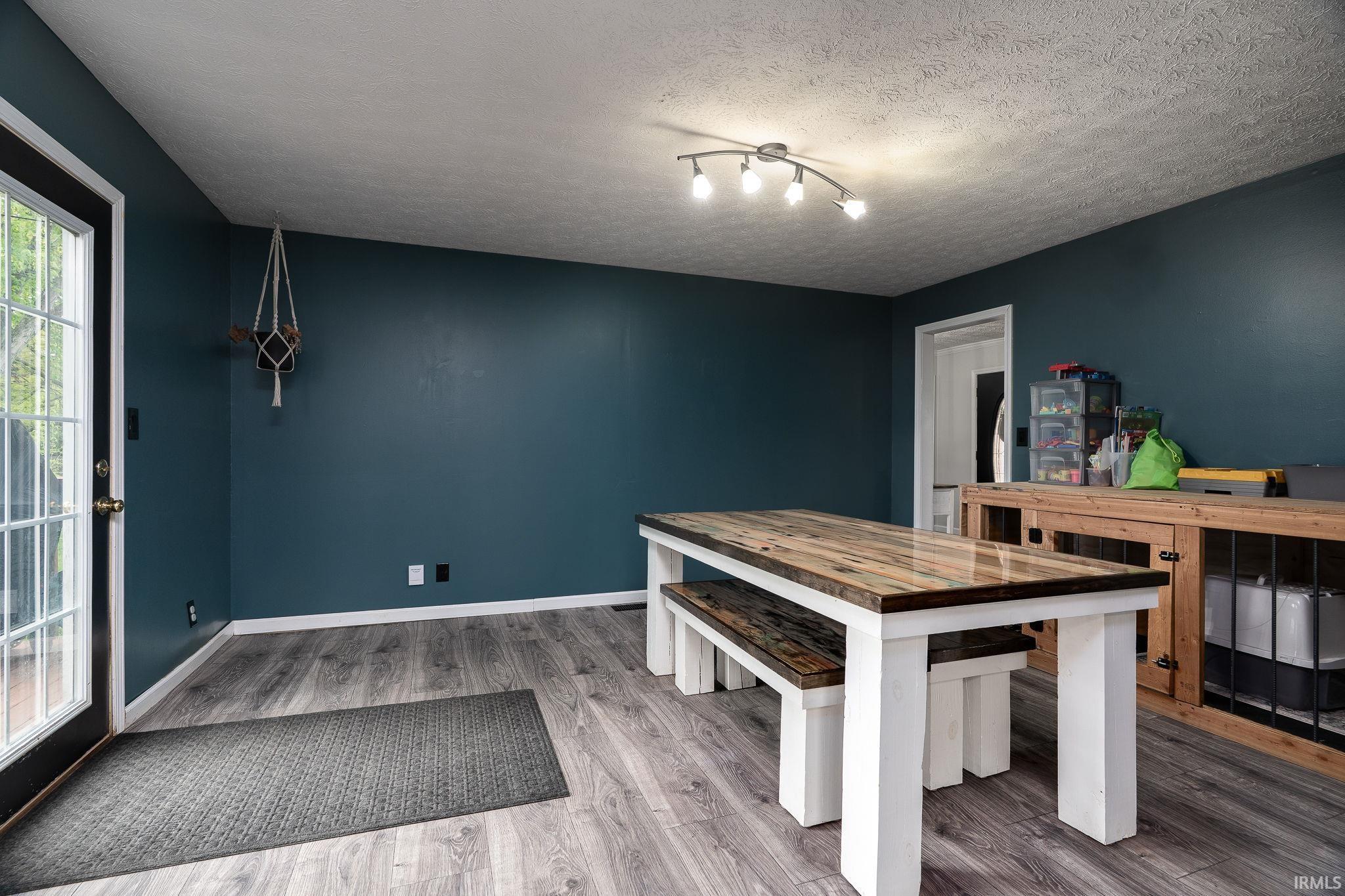 2112 Valdez Drive