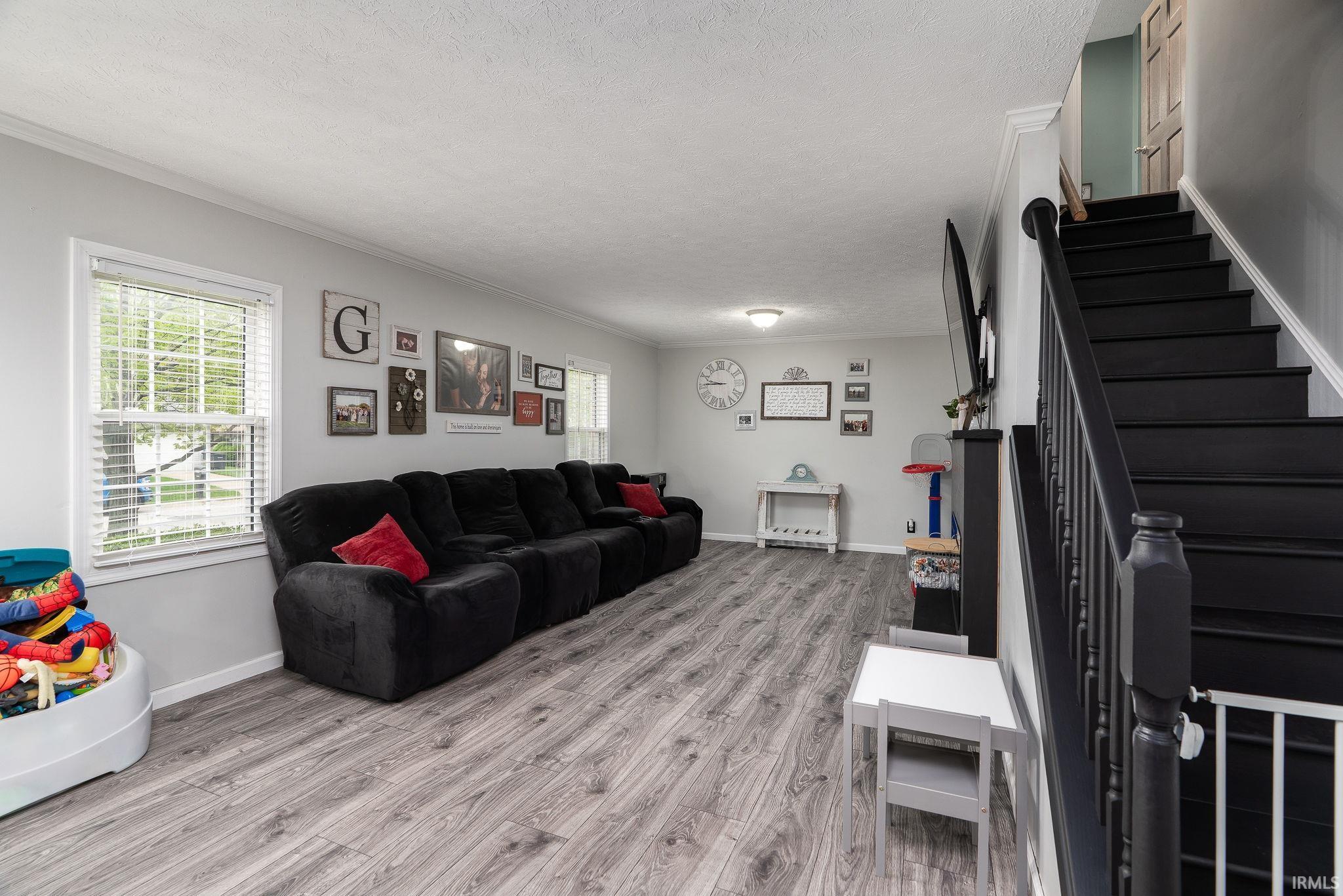 2112 Valdez Drive
