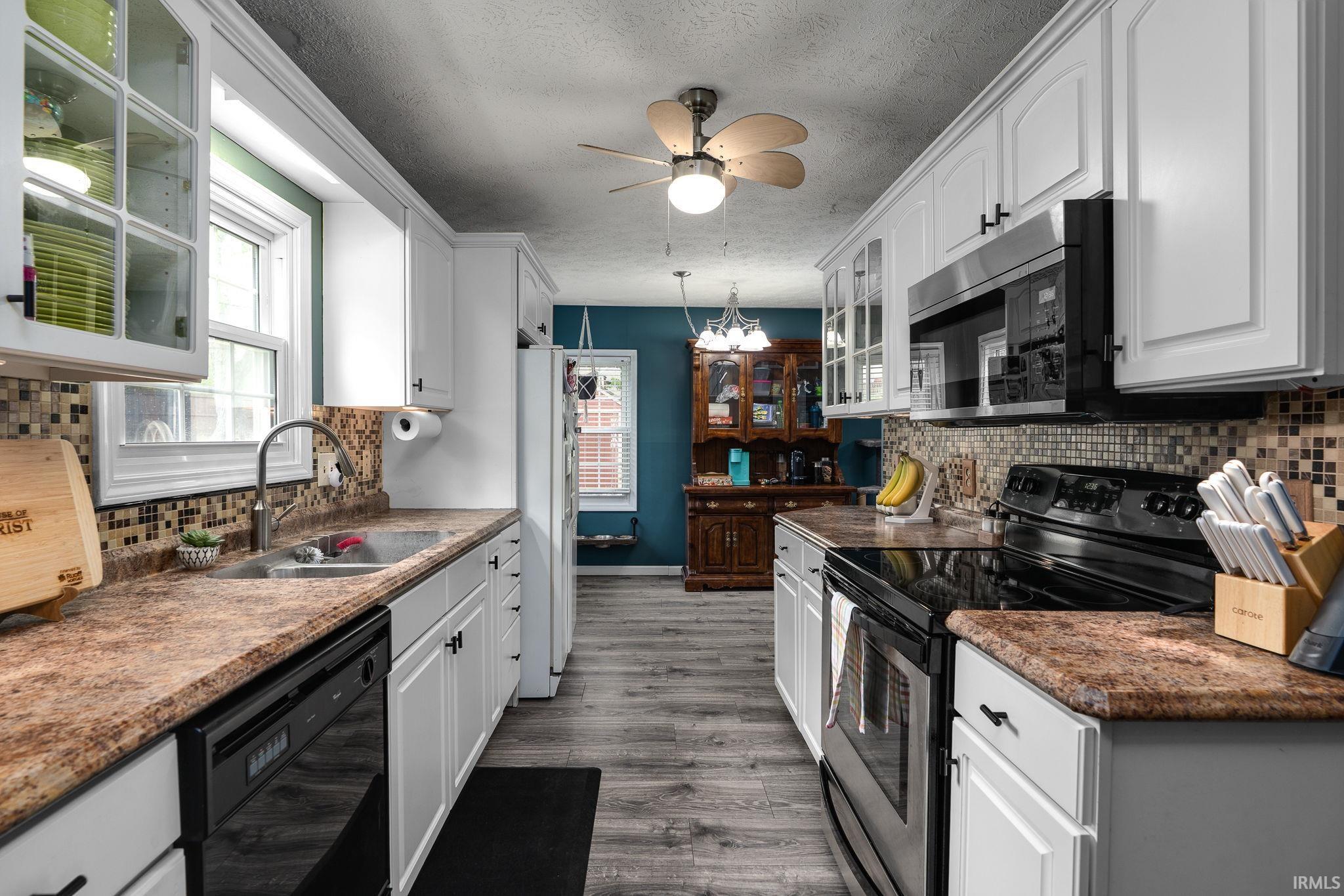2112 Valdez Drive