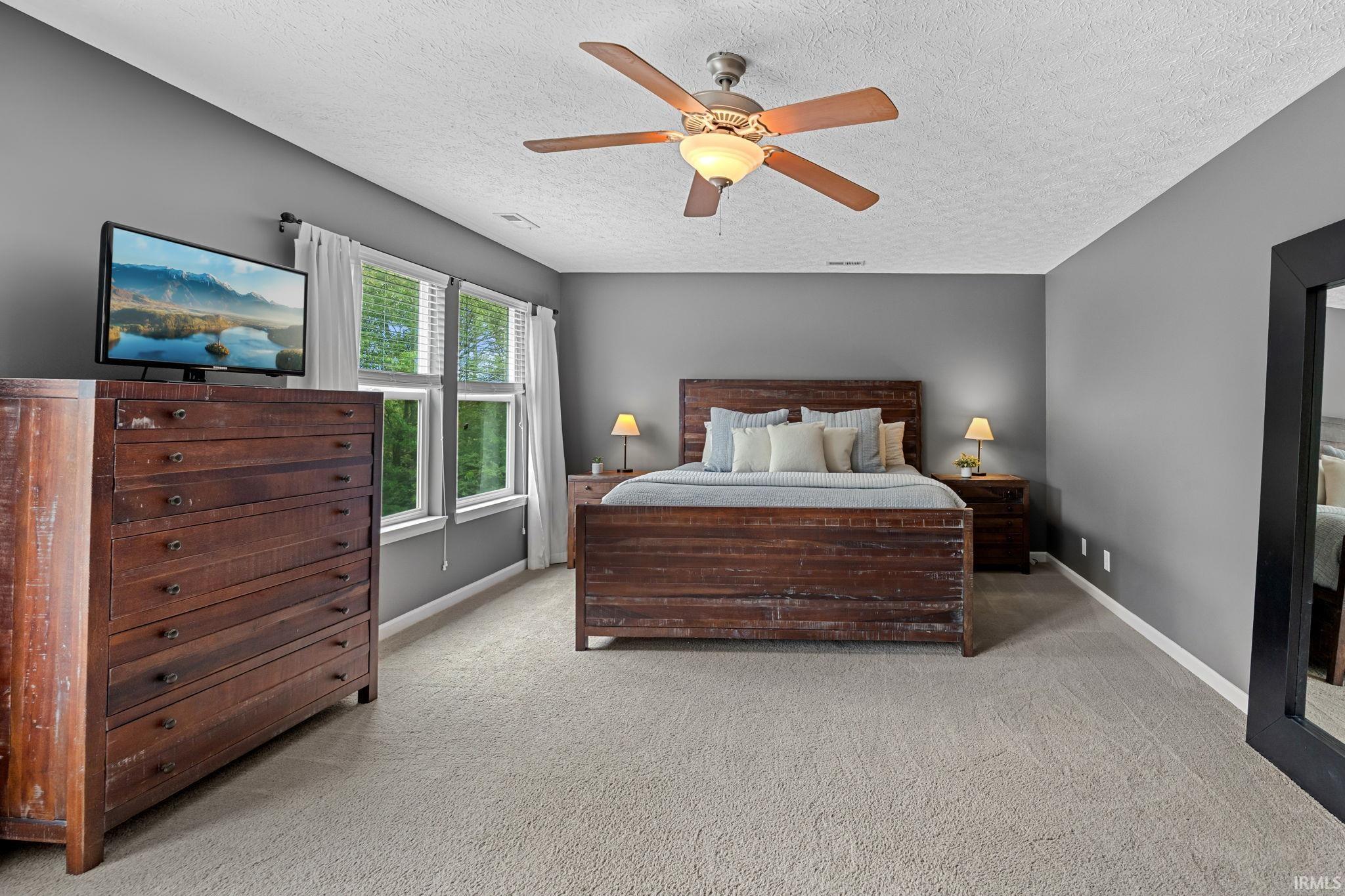 5621 Acre Lane