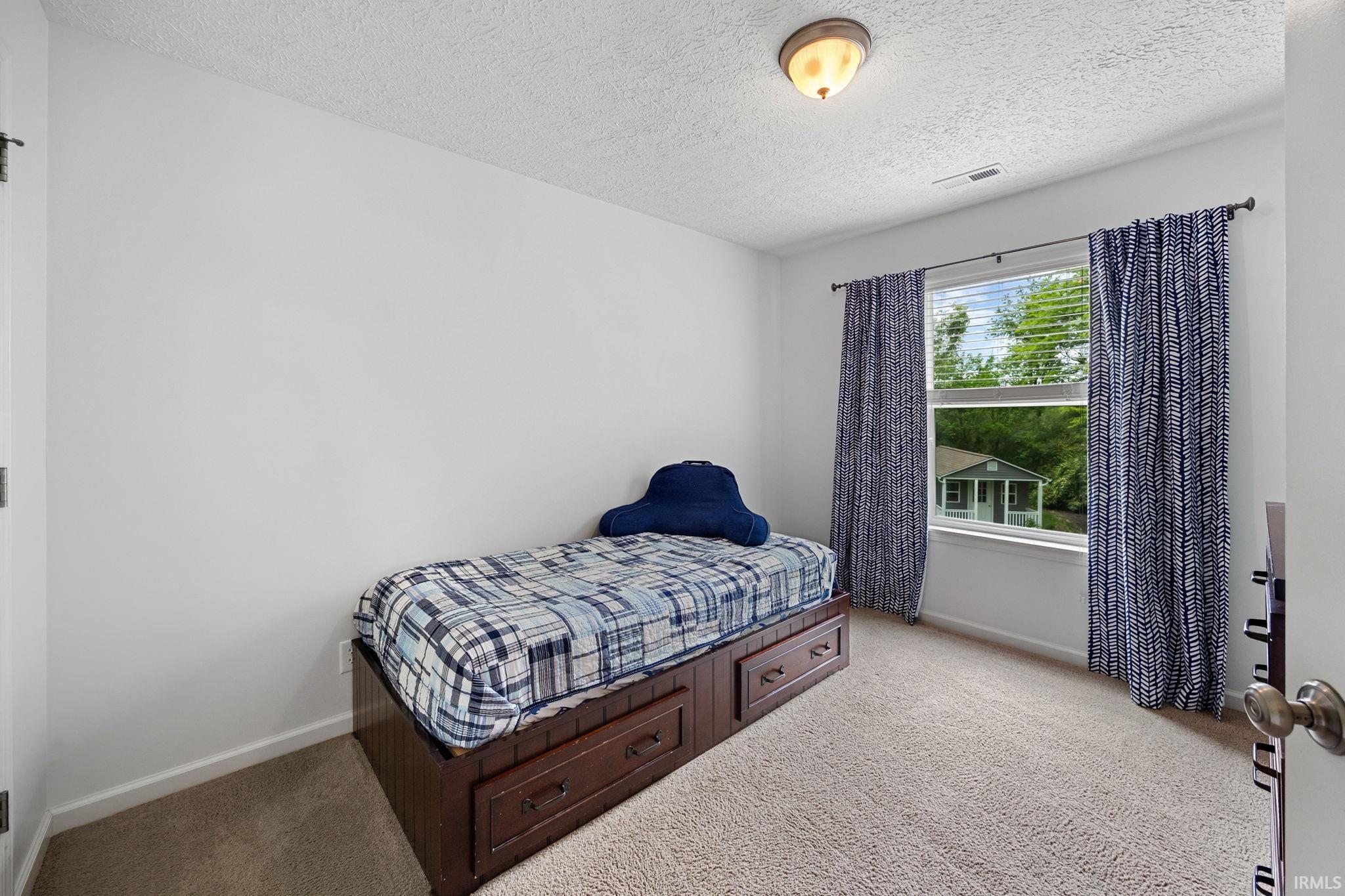 5621 Acre Lane