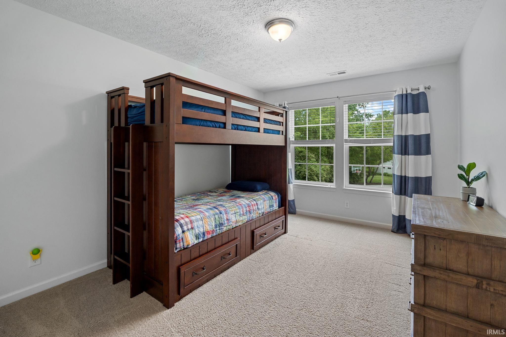 5621 Acre Lane