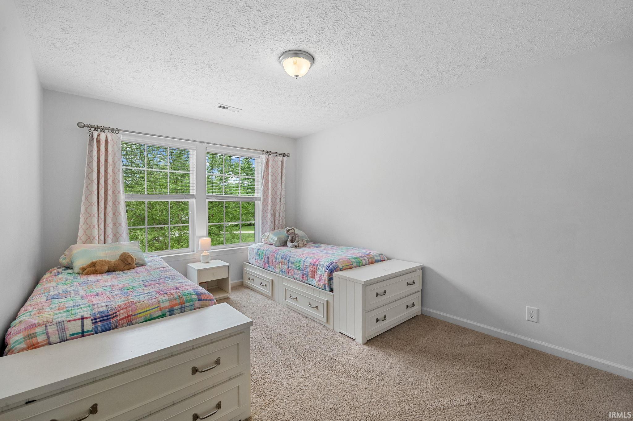 5621 Acre Lane