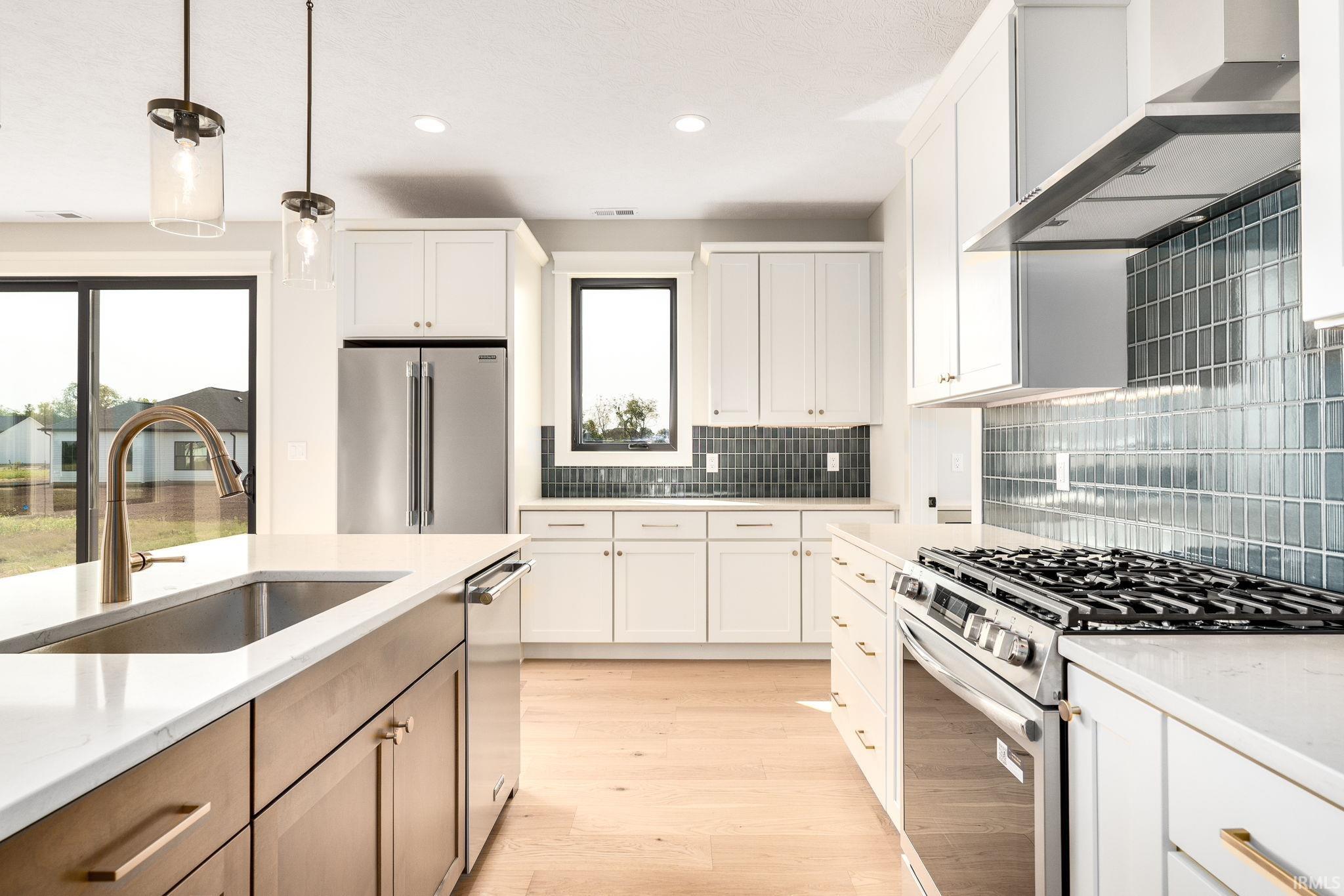 953 Ravenstone Drive