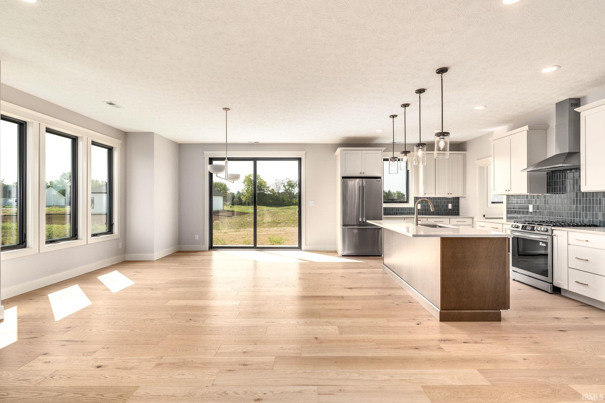 953 Ravenstone Drive