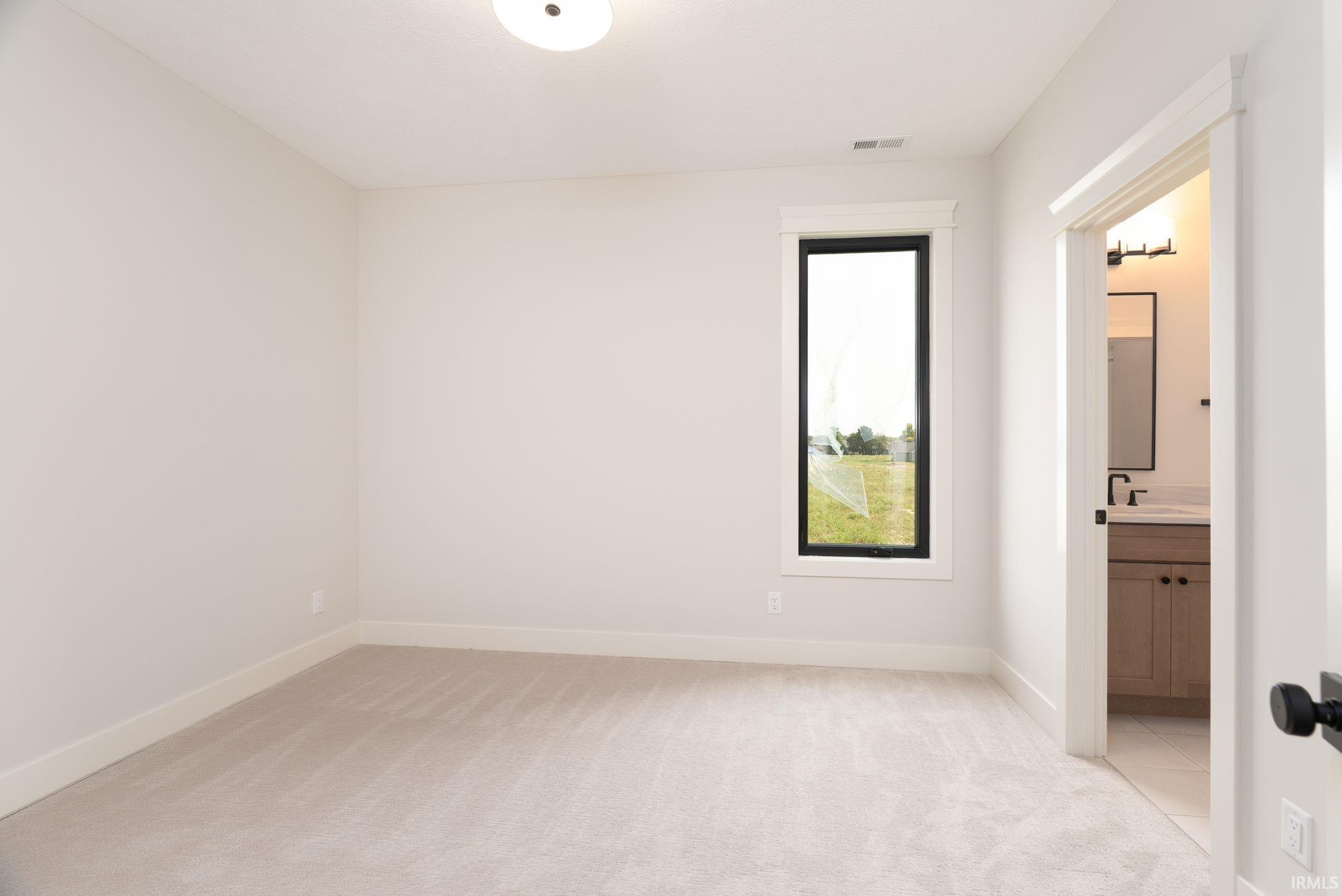 953 Ravenstone Drive