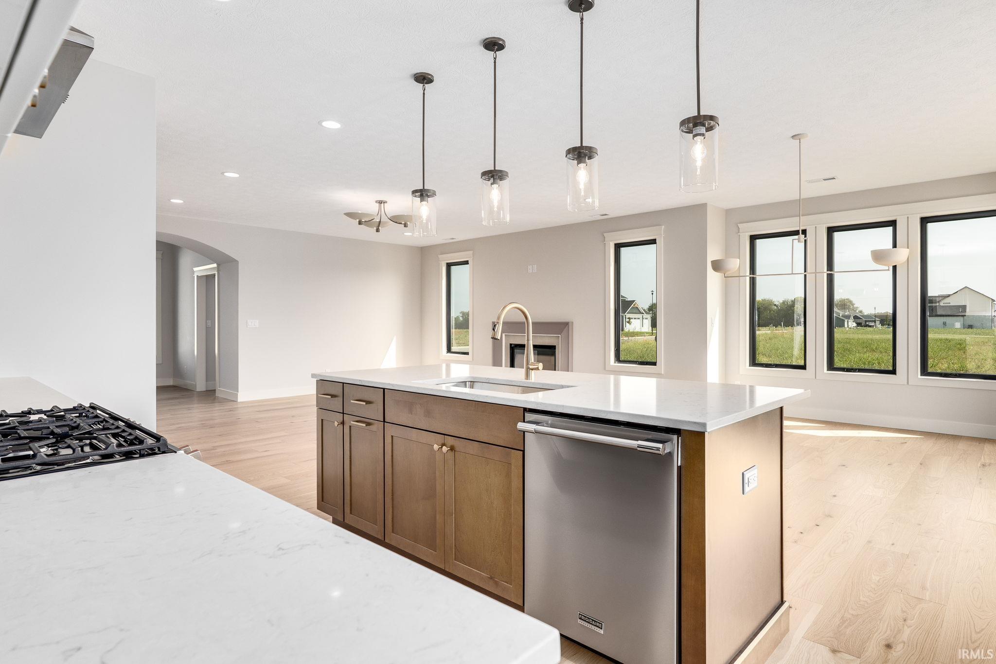953 Ravenstone Drive