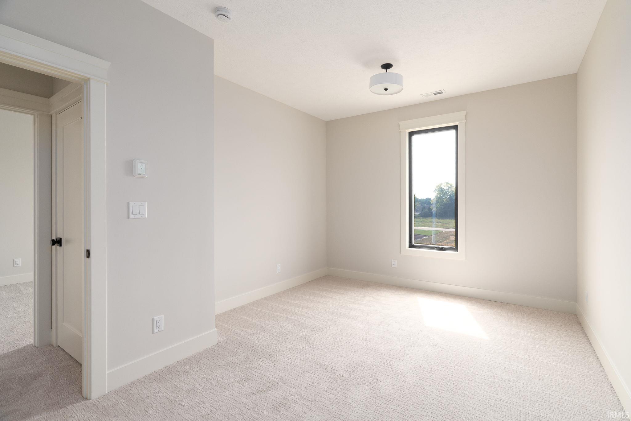 953 Ravenstone Drive