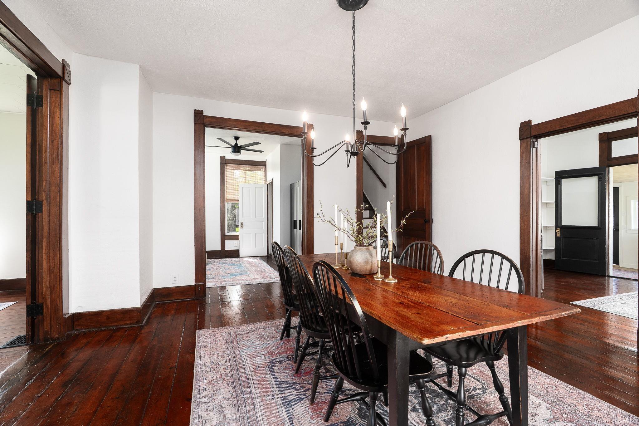 122 W Perrin Street