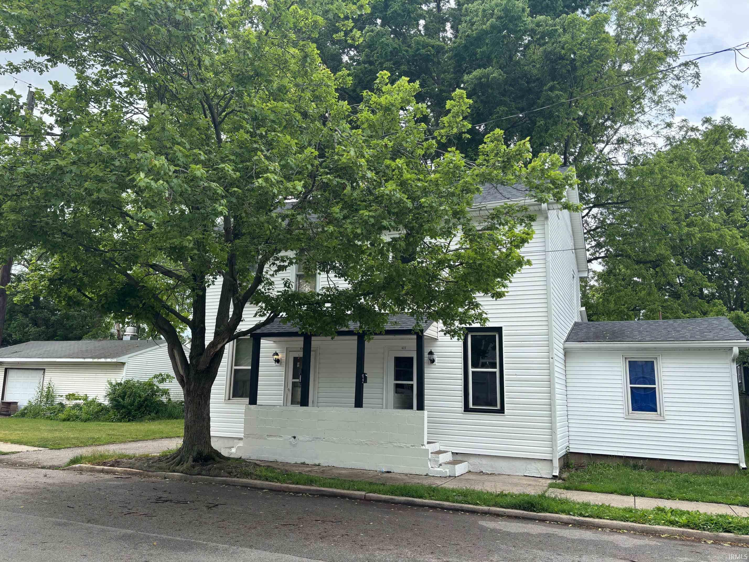 620-622 N 11th Street