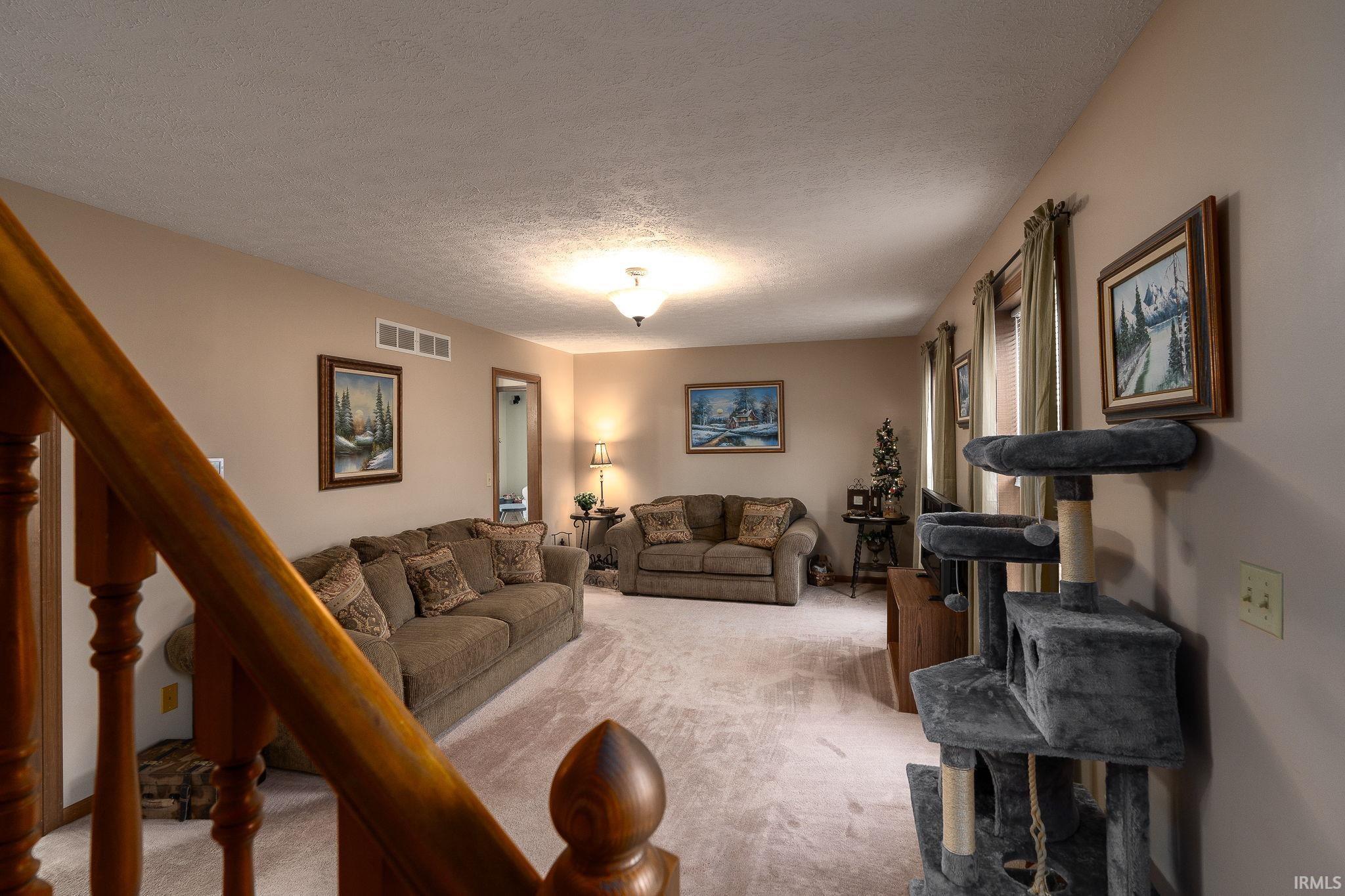 300 S Heritage Drive