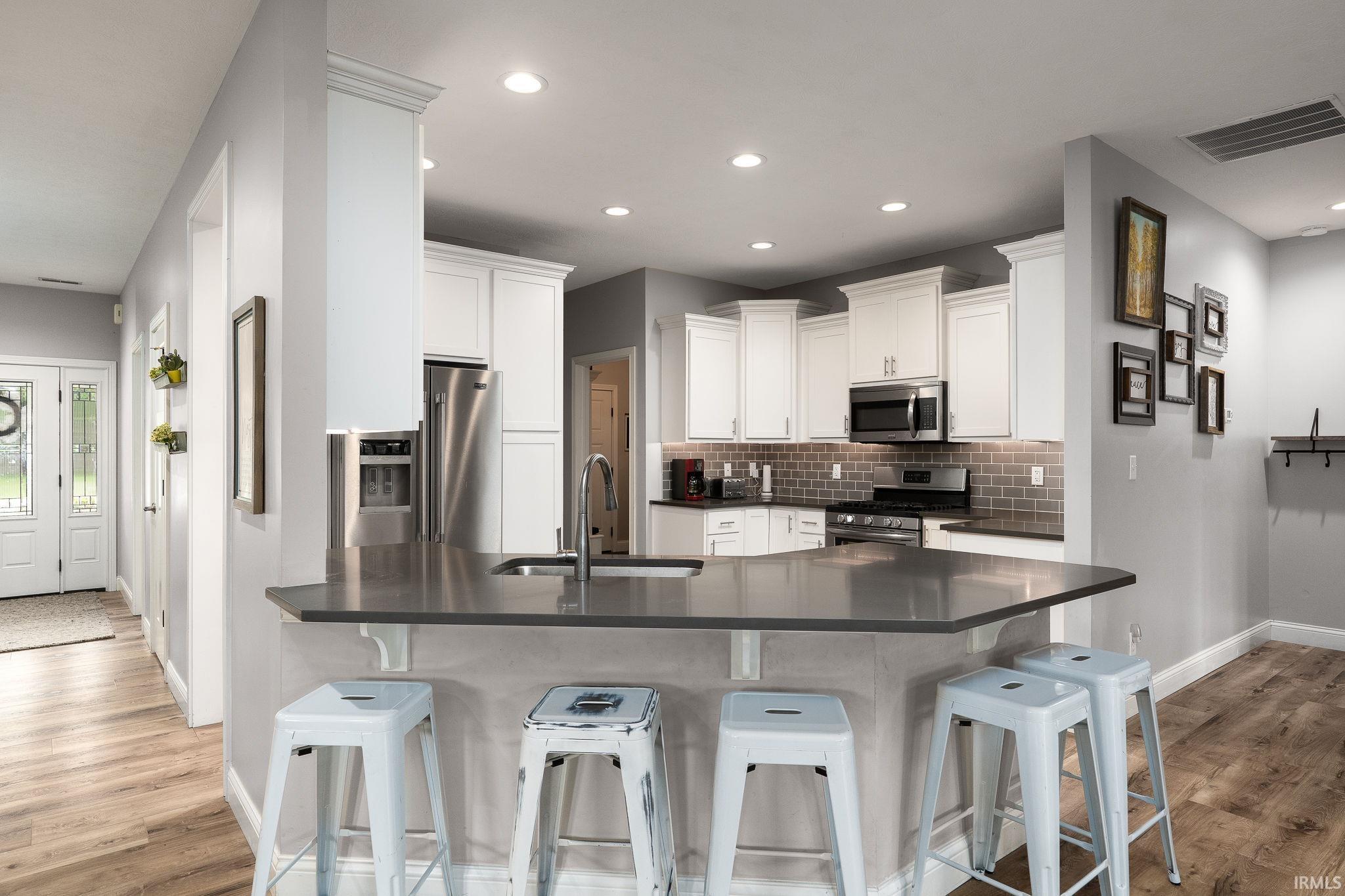 5118 Centerview Drive
