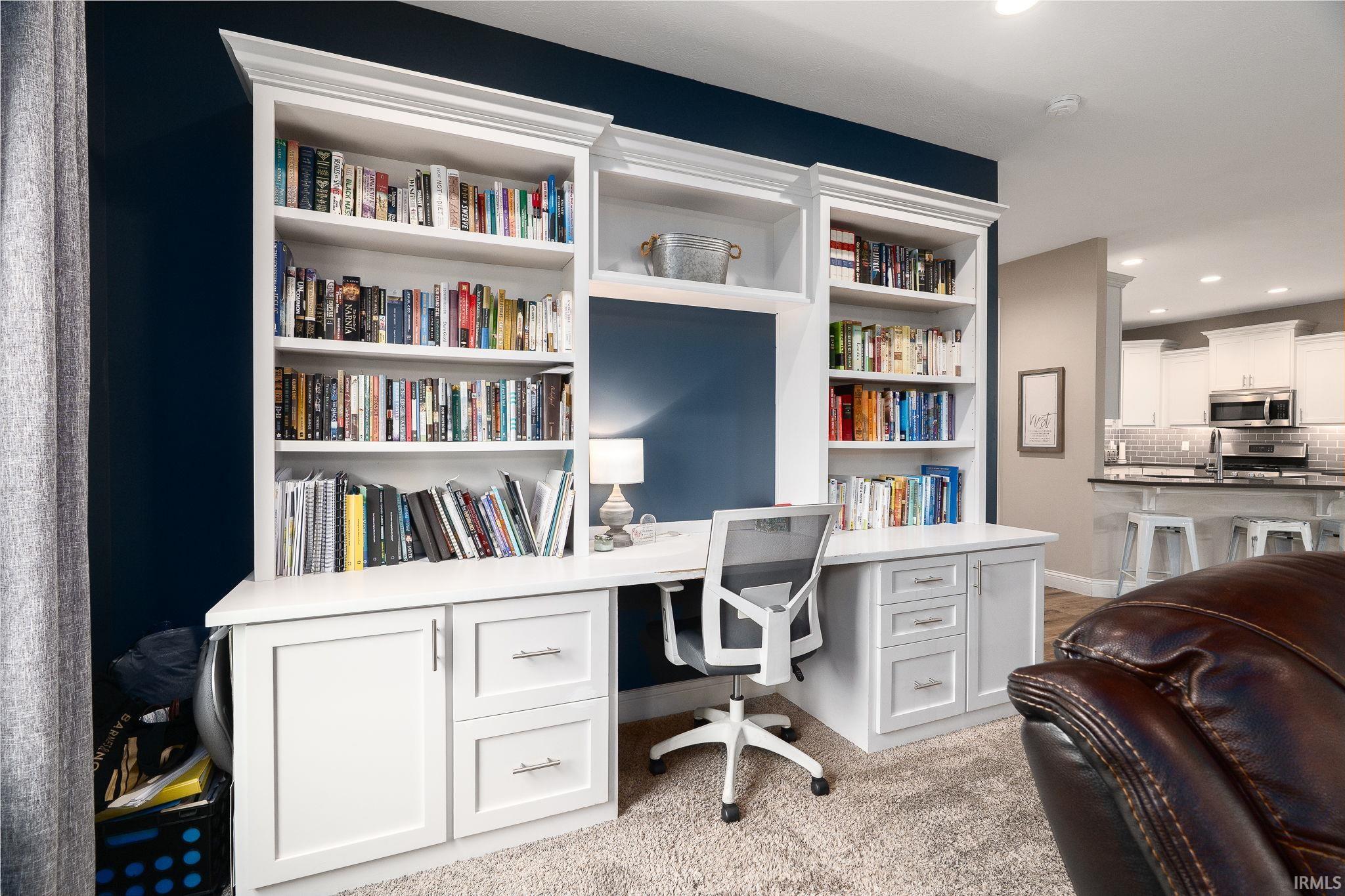 5118 Centerview Drive