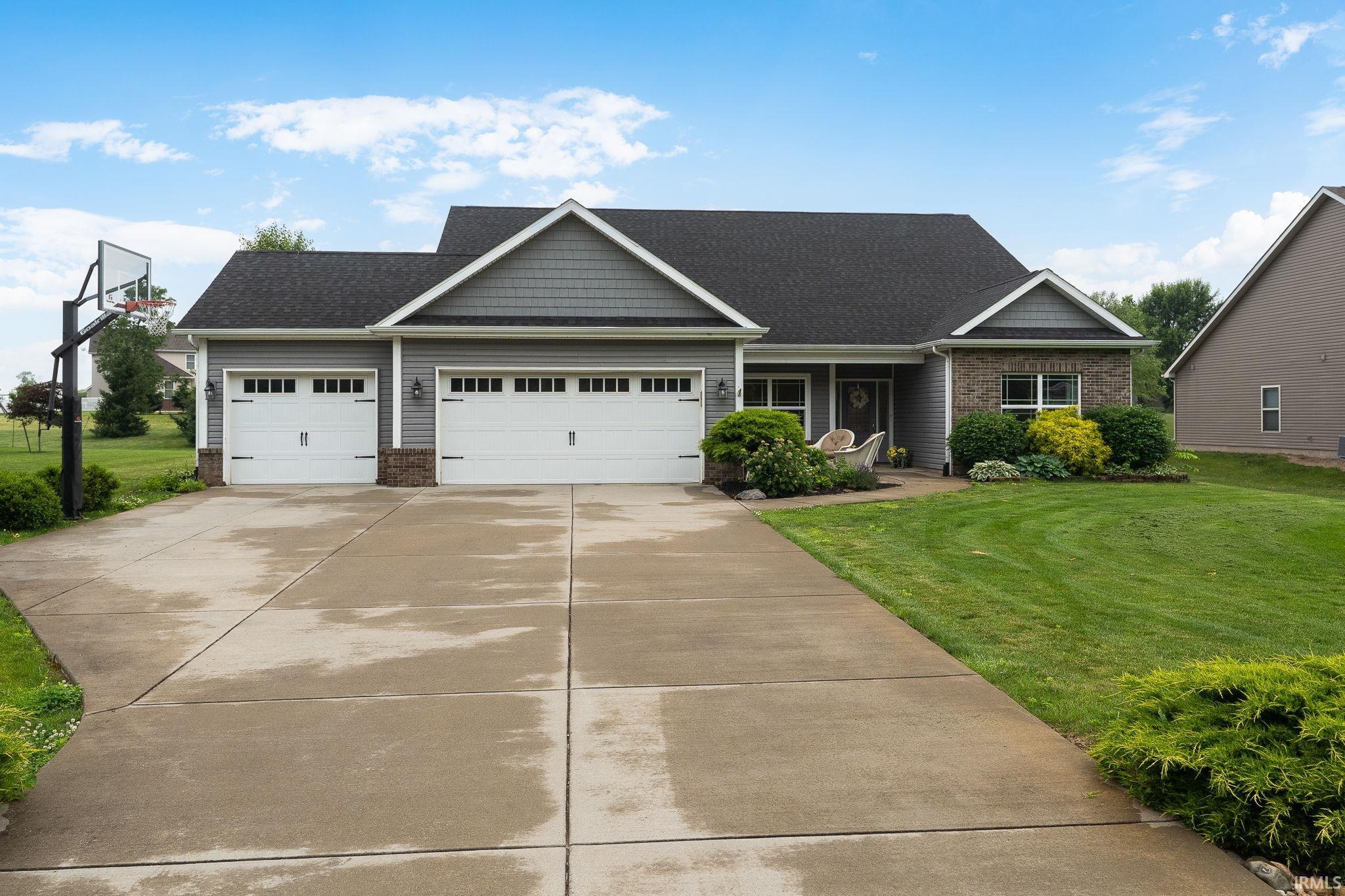 5118 Centerview Drive