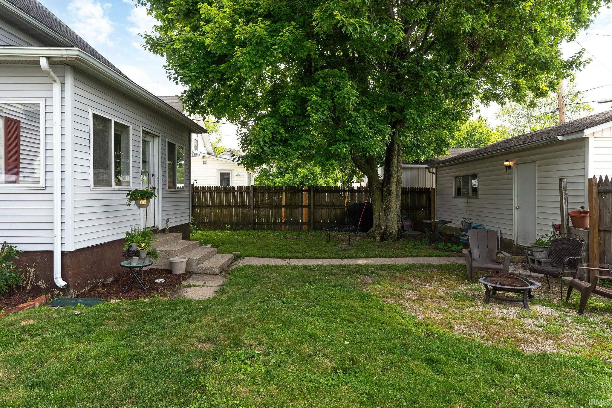 102 E Peterson Street