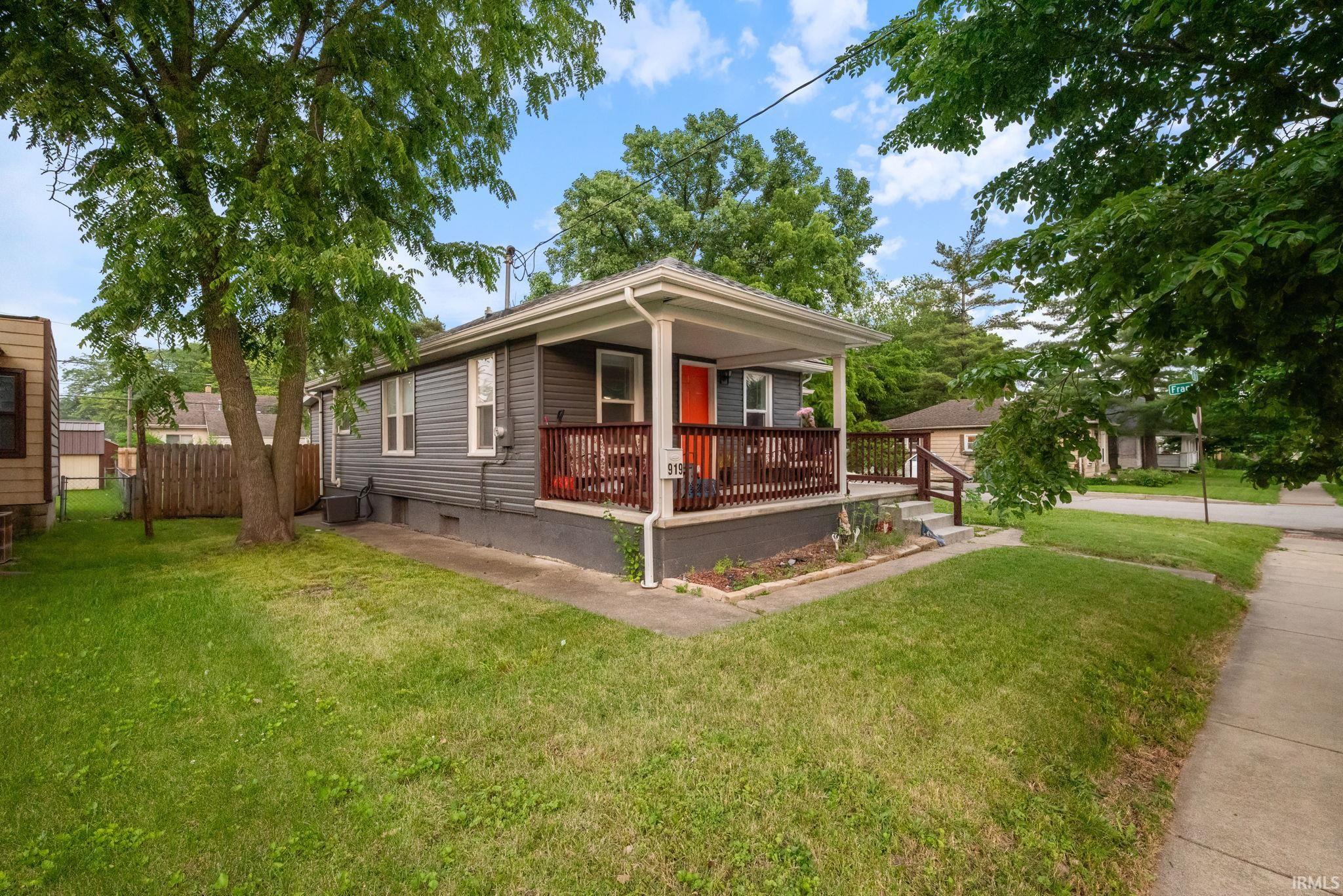 919 S 18th Street