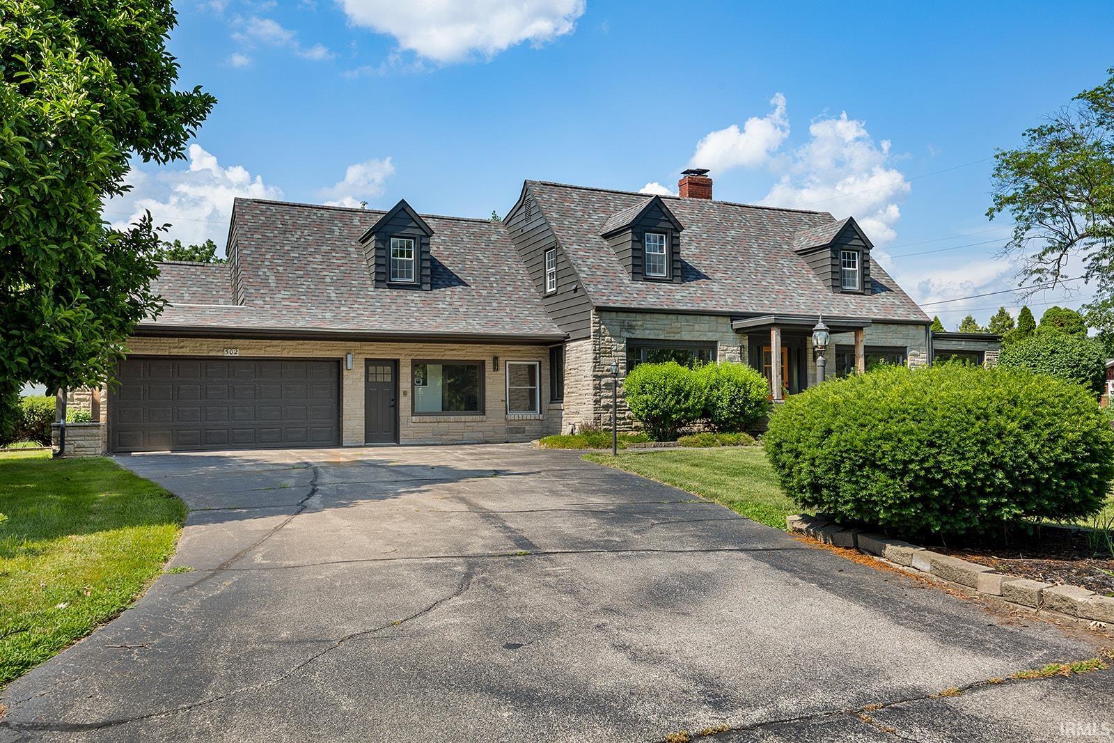 502 Hillcrest Road