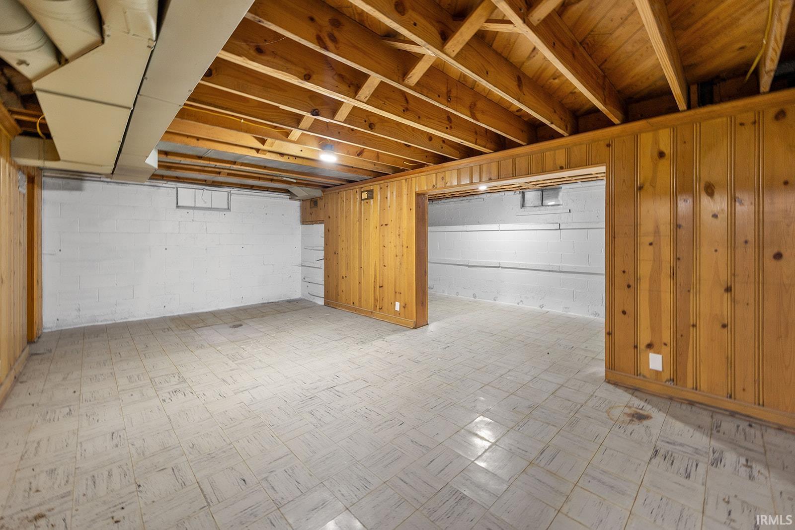 502 Hillcrest Road