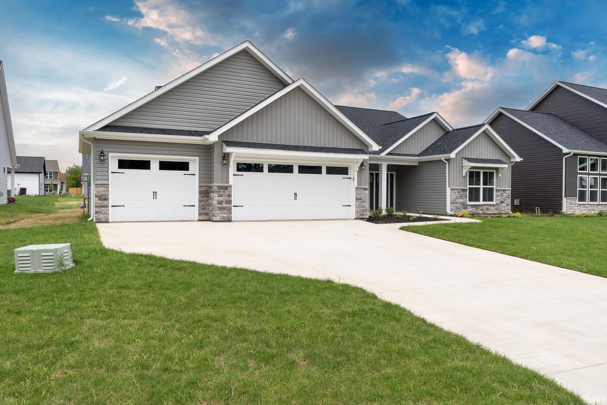3512 Amesbury Court