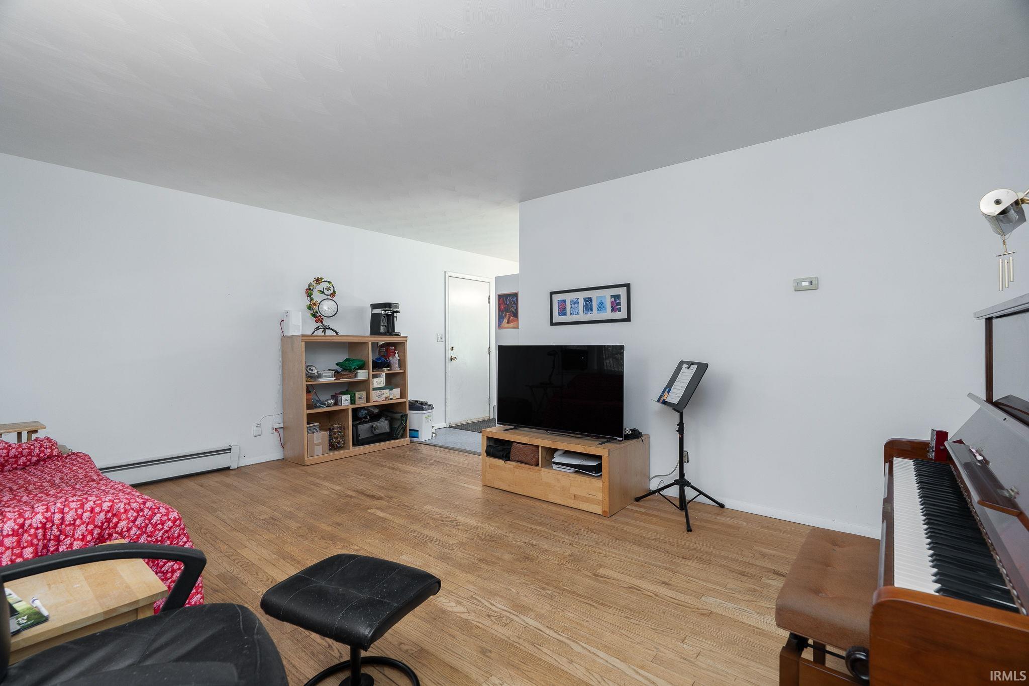 12 Circle Lane