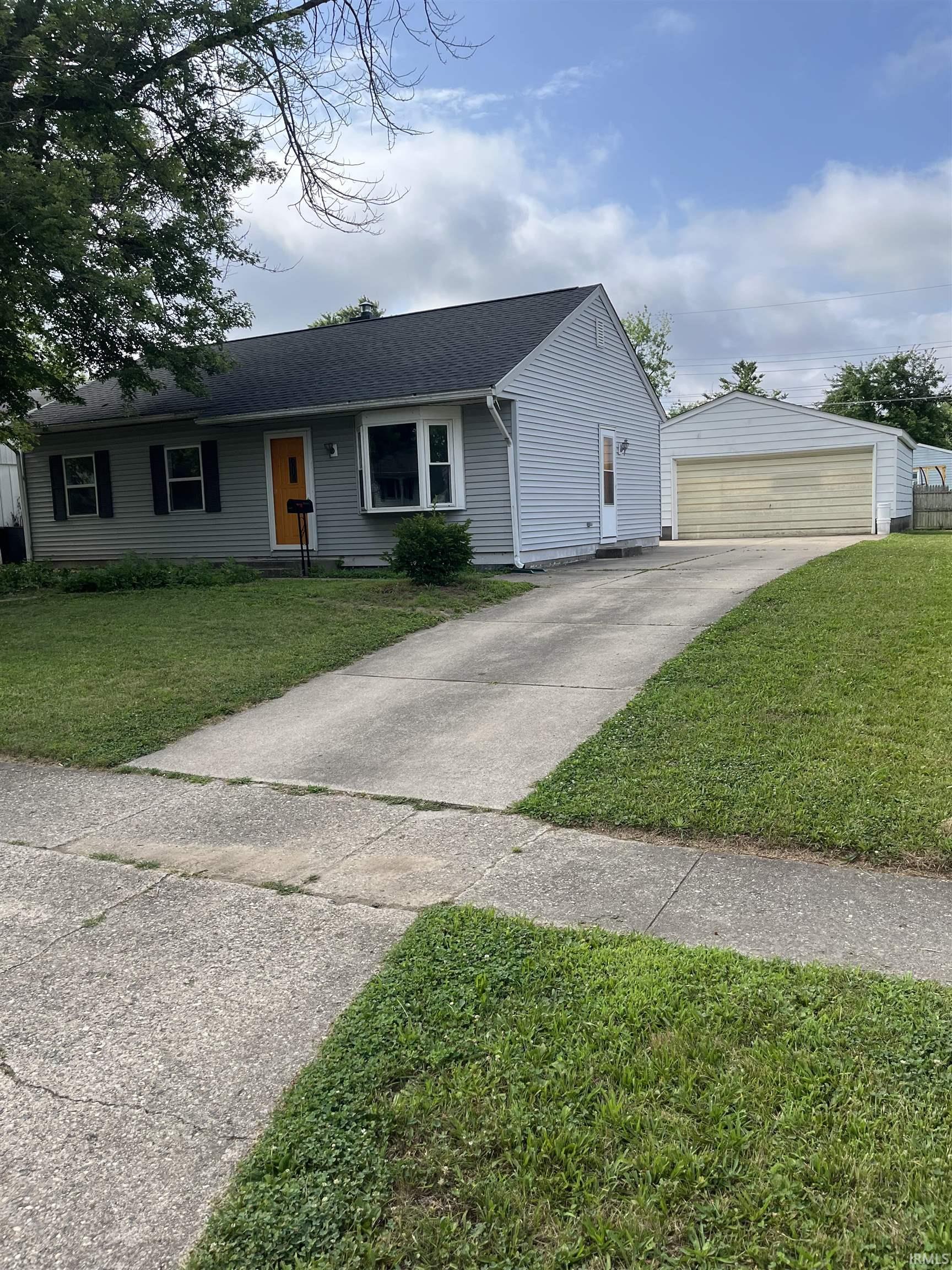 2209 Arapahoe Drive