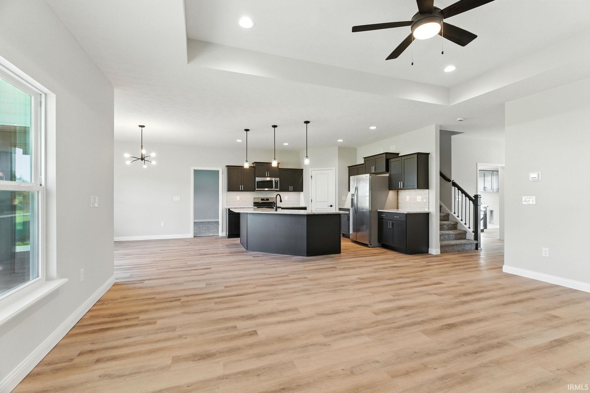 1800 White Eagle Court