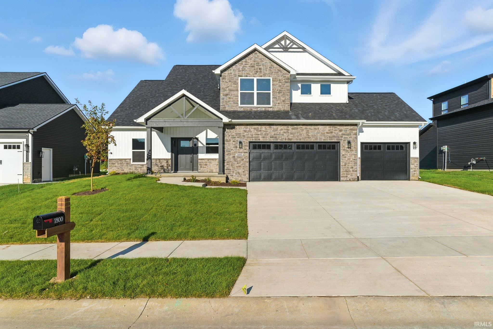 1800 White Eagle Court