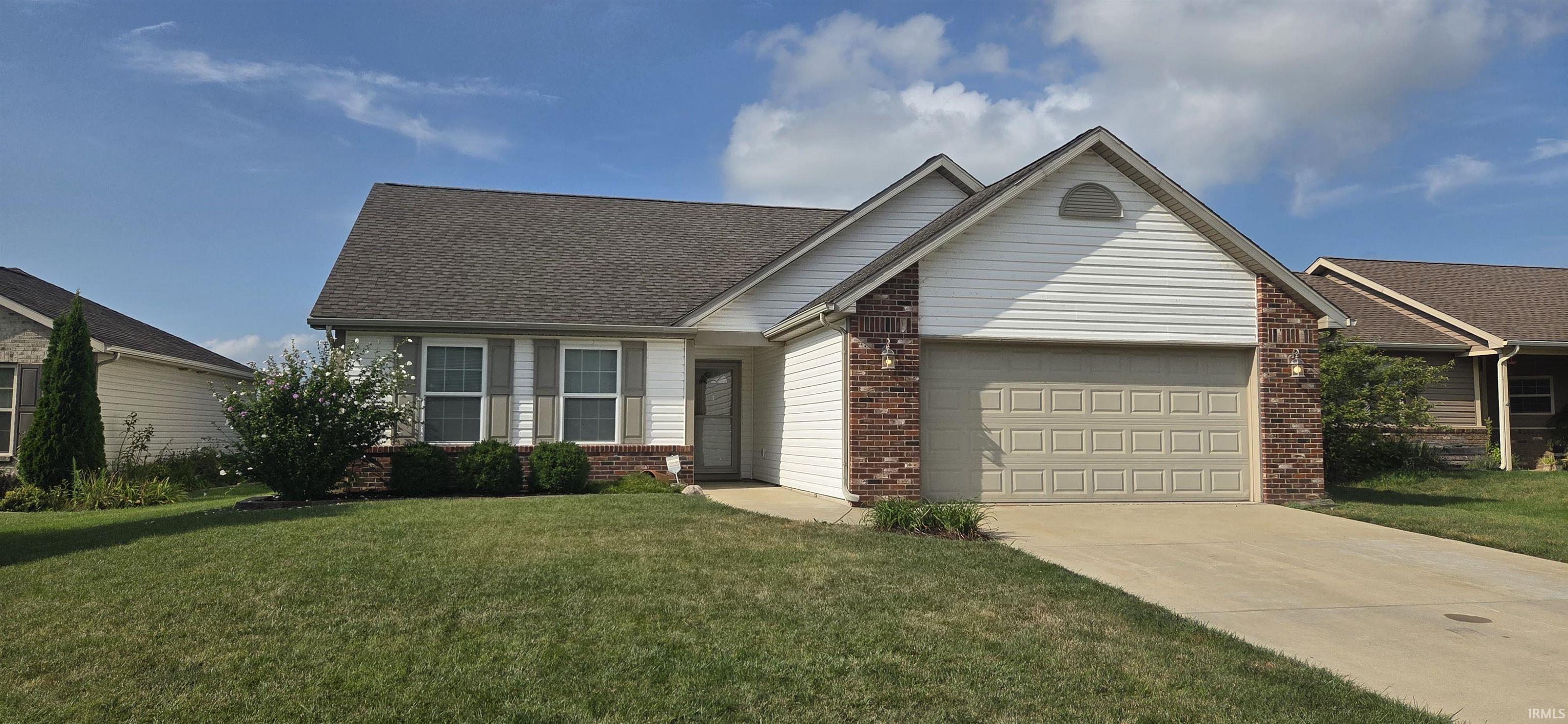 1614 W Candlewick Lane