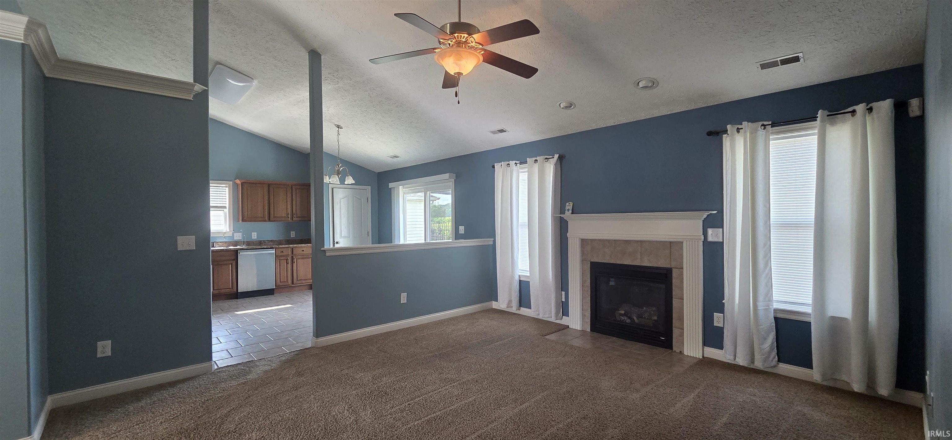 1614 W Candlewick Lane