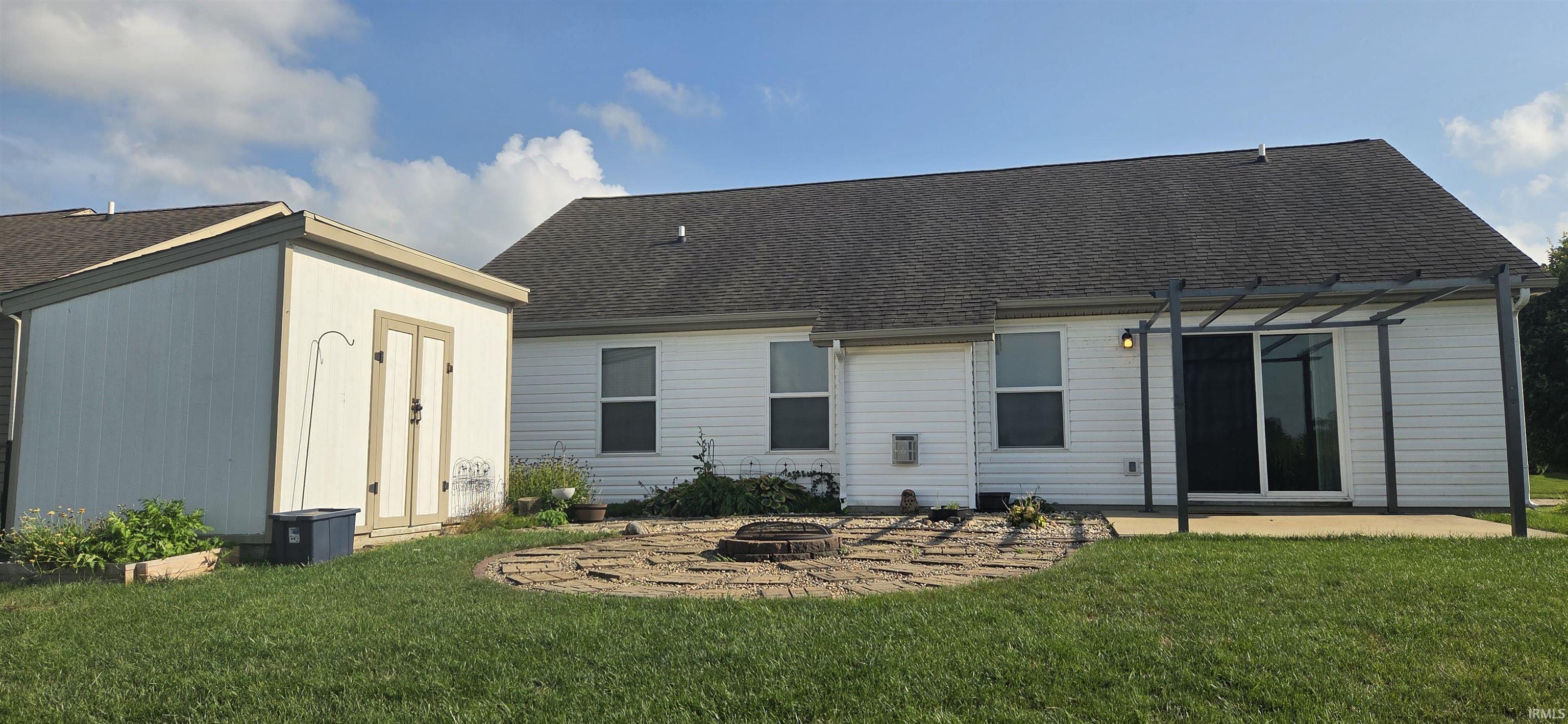 1614 W Candlewick Lane