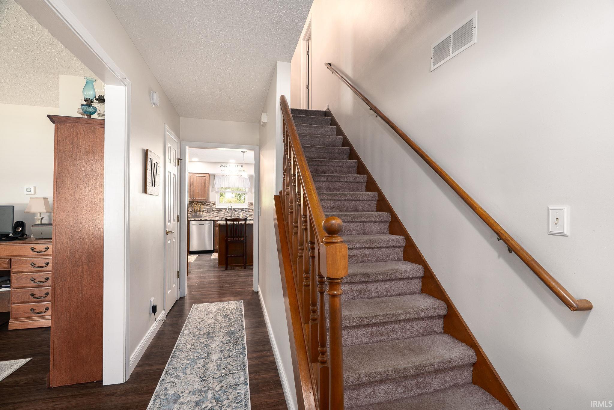936 Brookridge Court