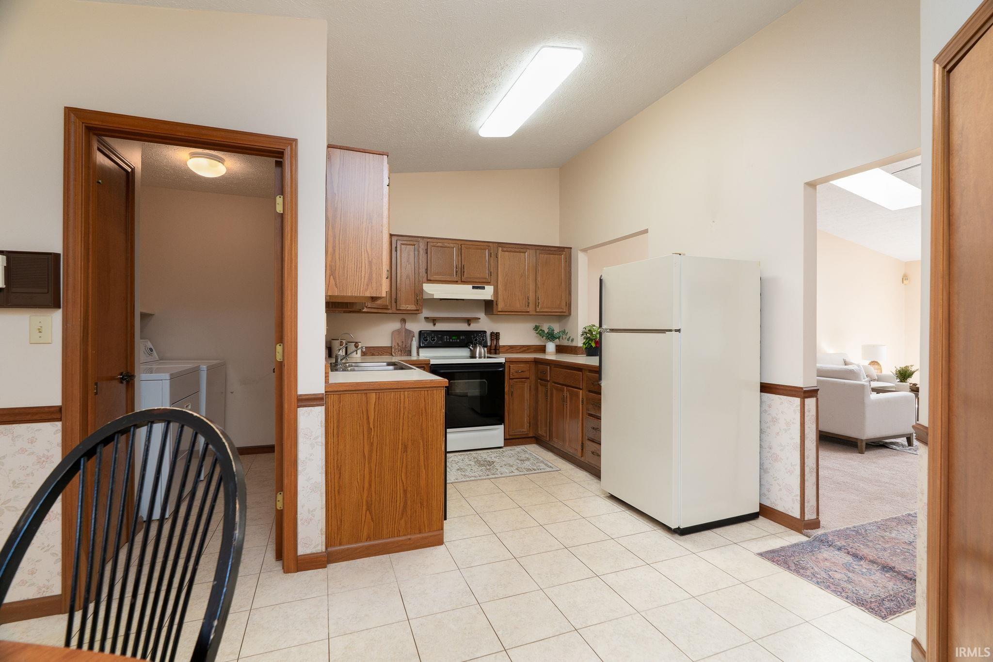 606 Westview Circle